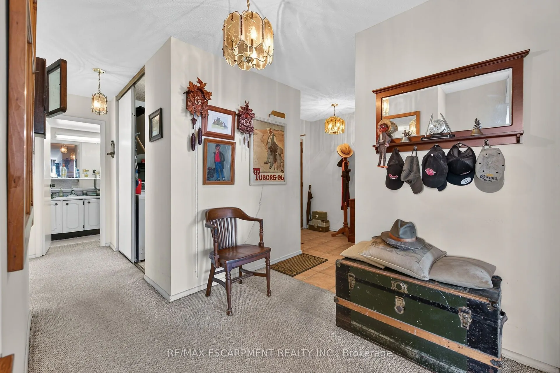 75 QUEEN Street N #1203