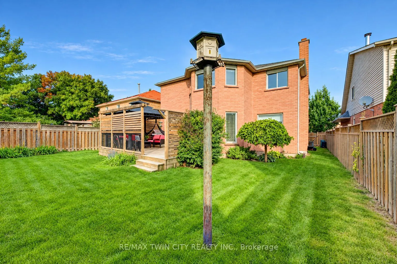 11 Peregrine Crescent