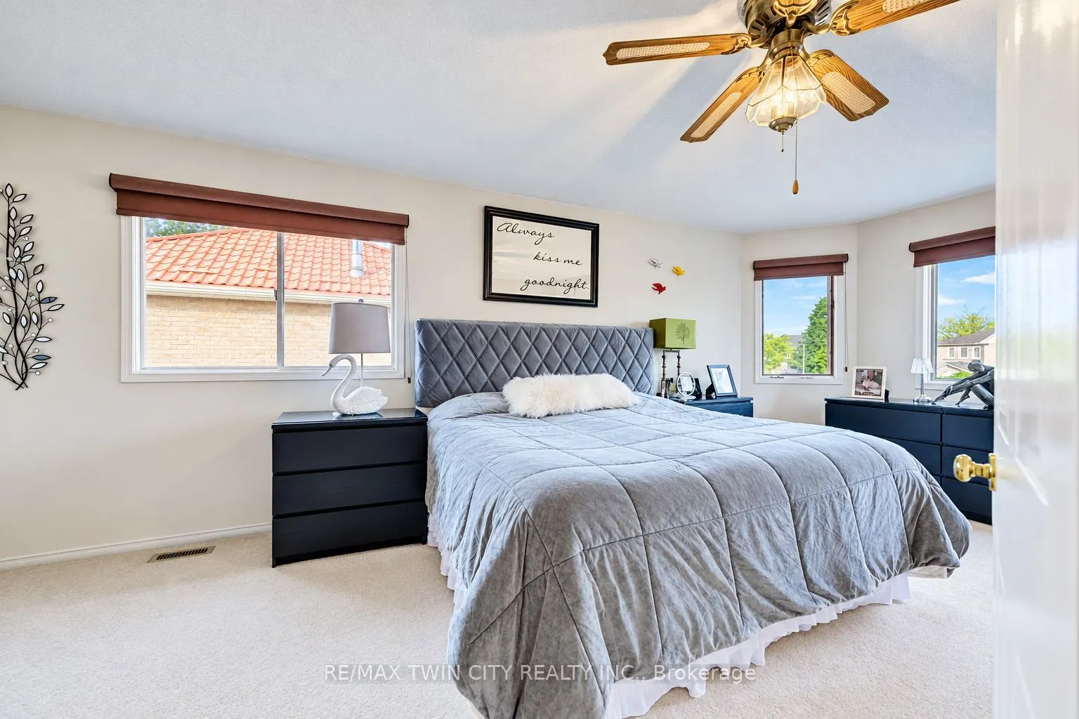 11 Peregrine Crescent