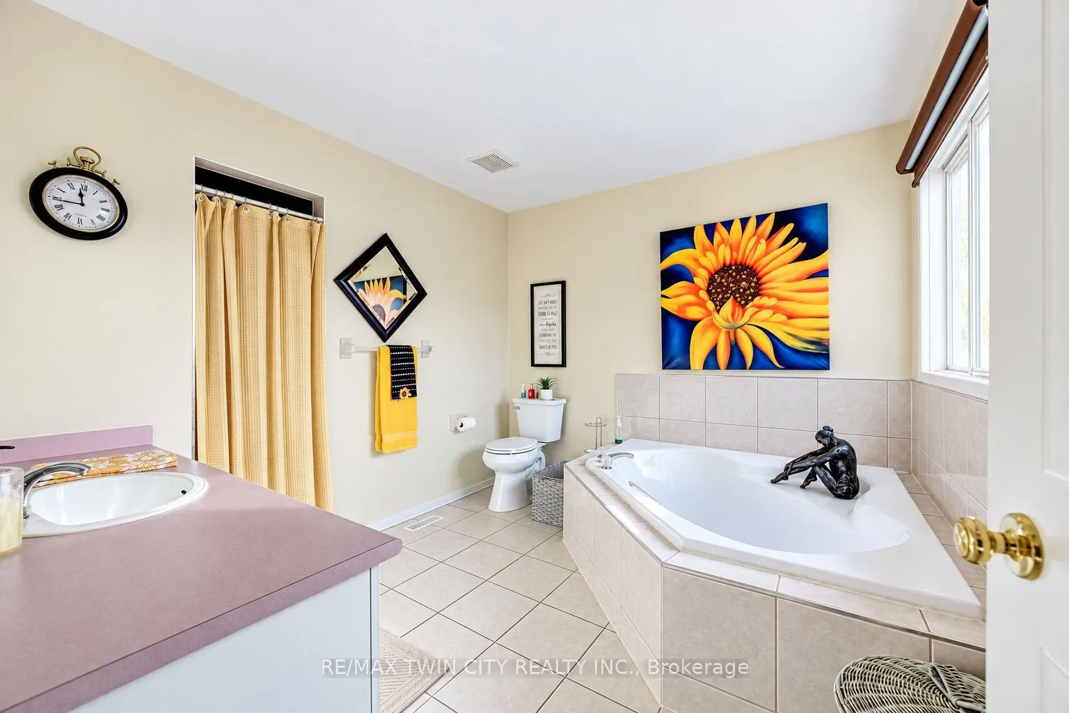 11 Peregrine Crescent
