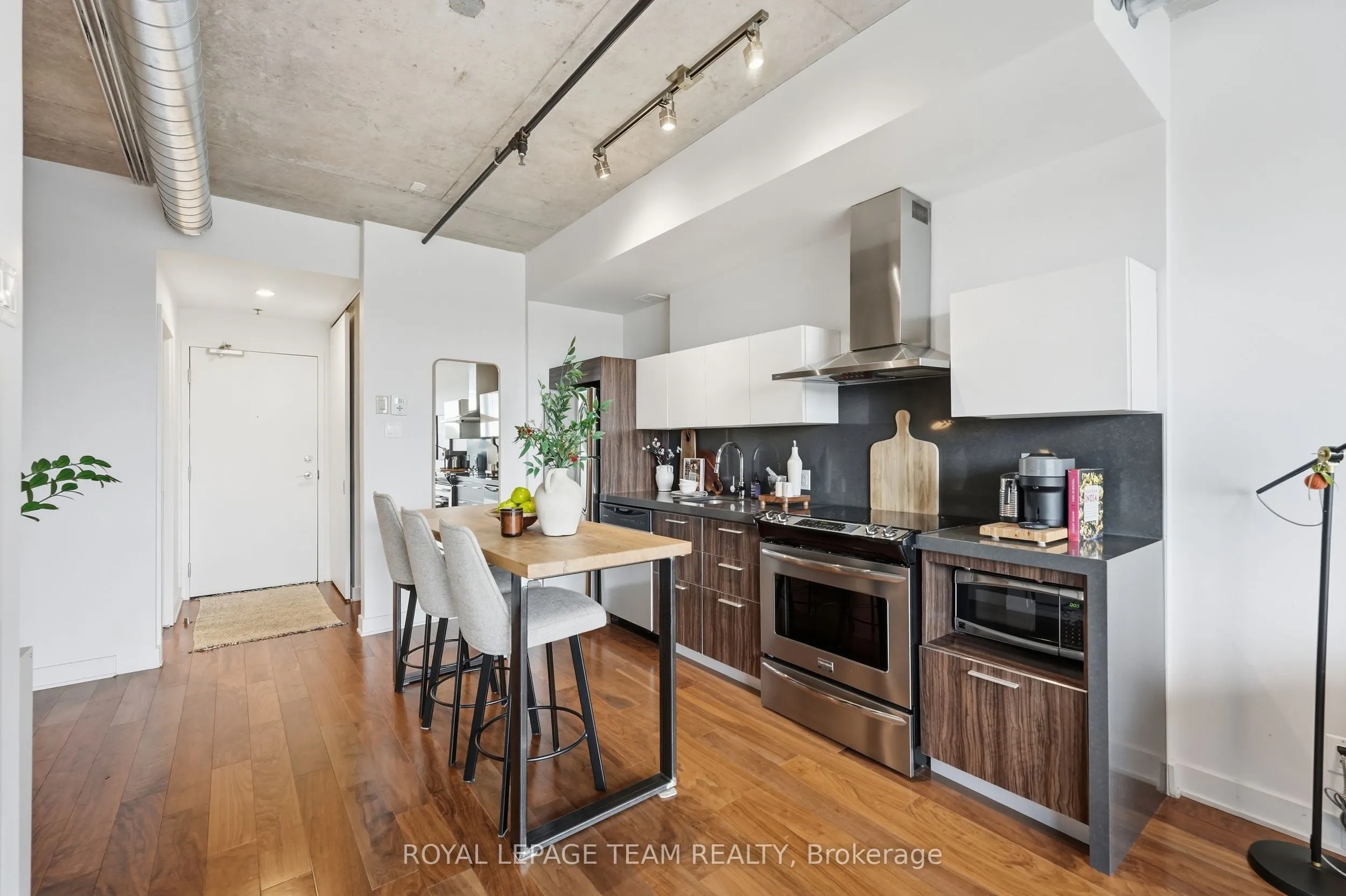 360 Mcleod Street #504