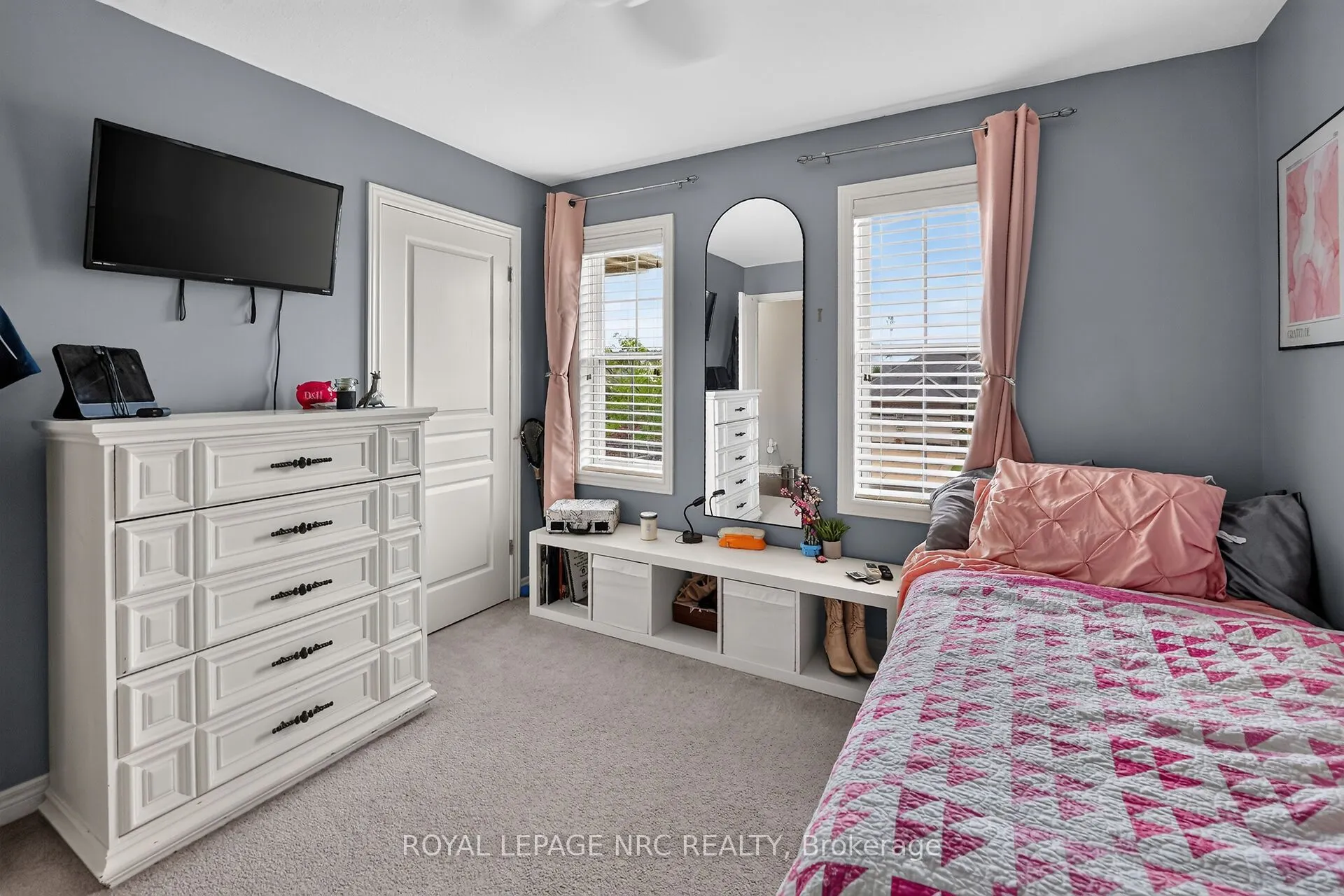 255 Empress Avenue