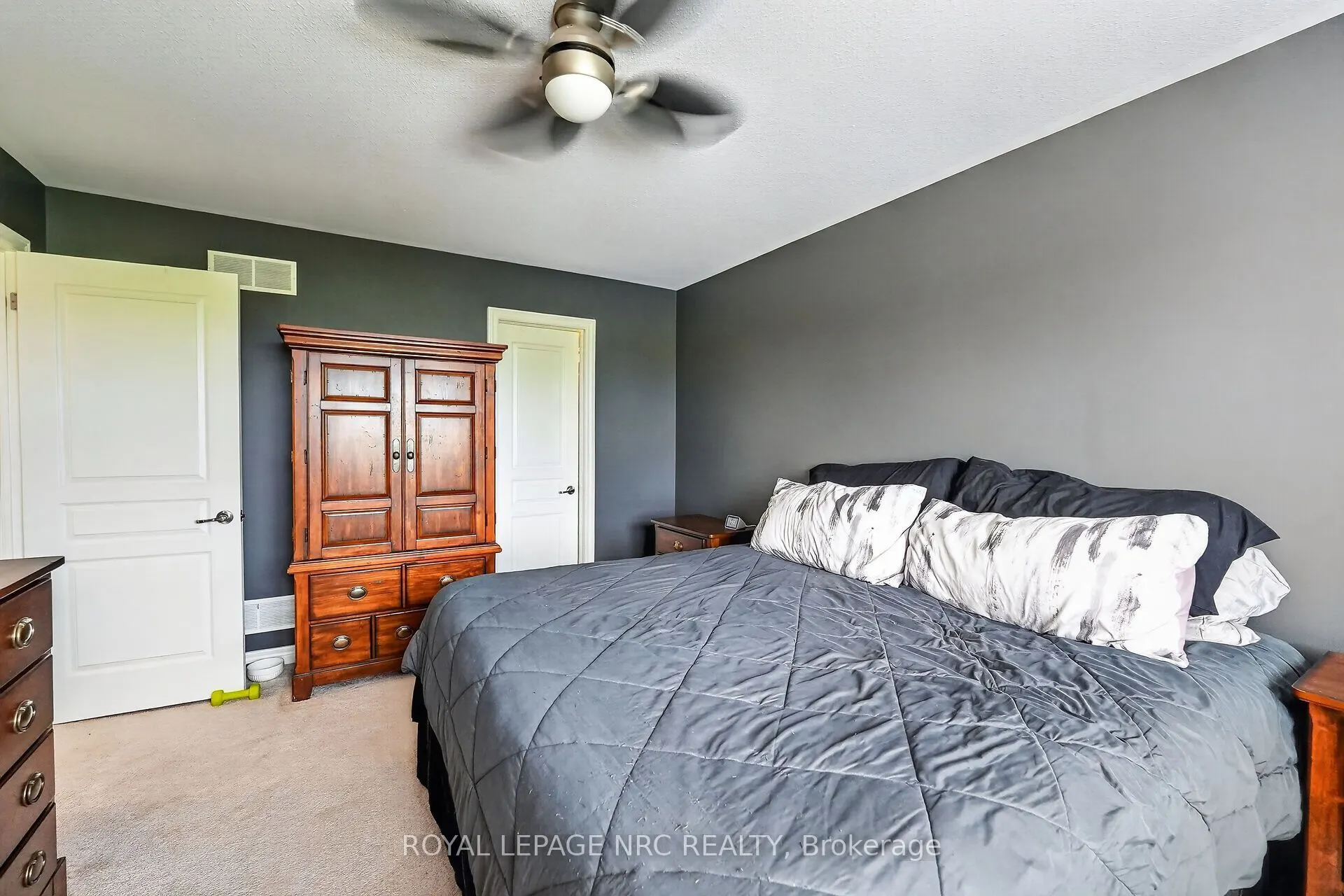 255 Empress Avenue
