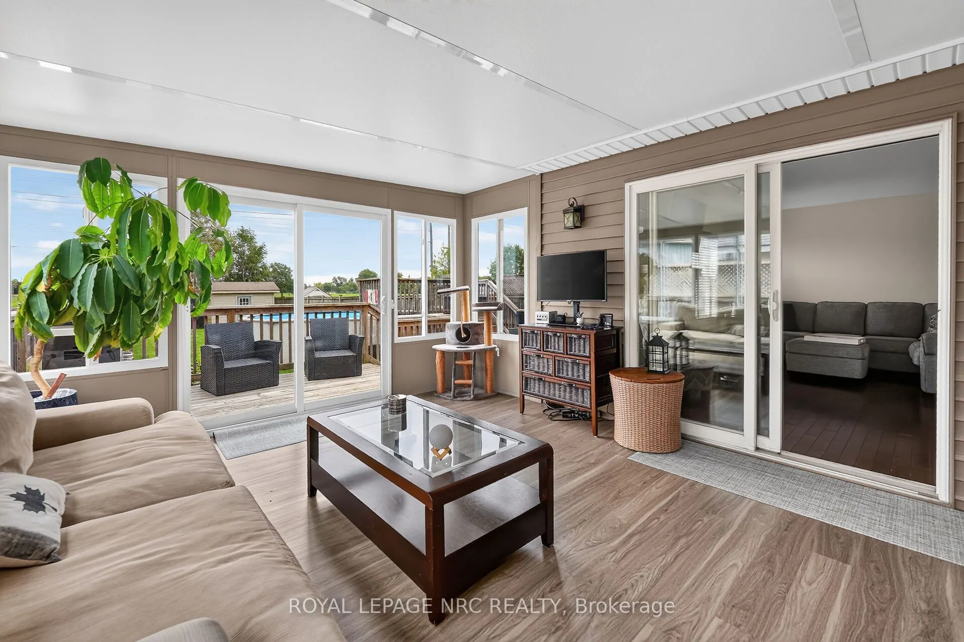 255 Empress Avenue