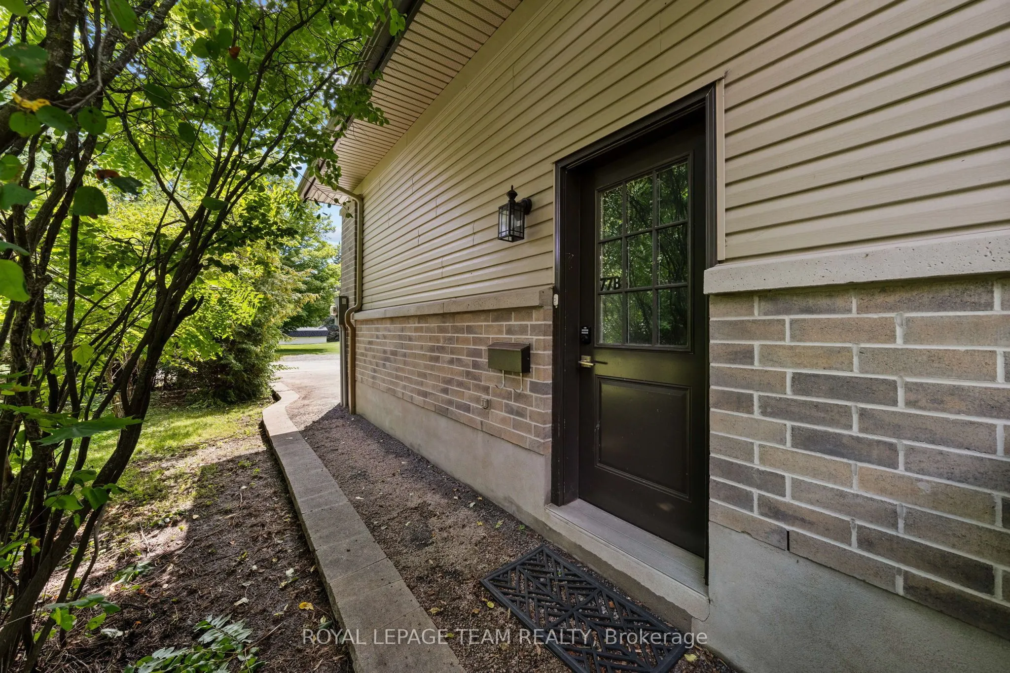 77 Juanita Avenue