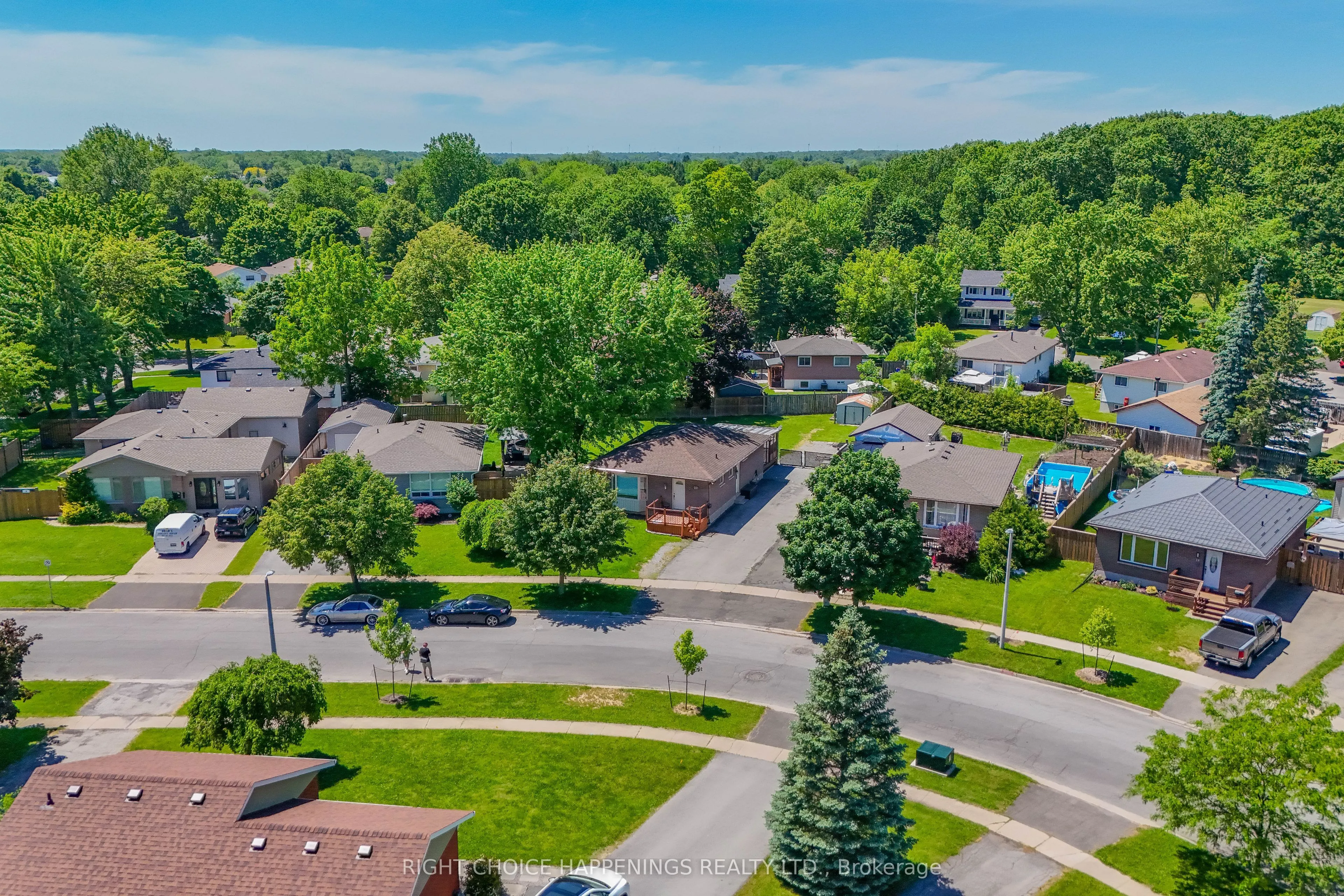 10 Newleaf Crescent