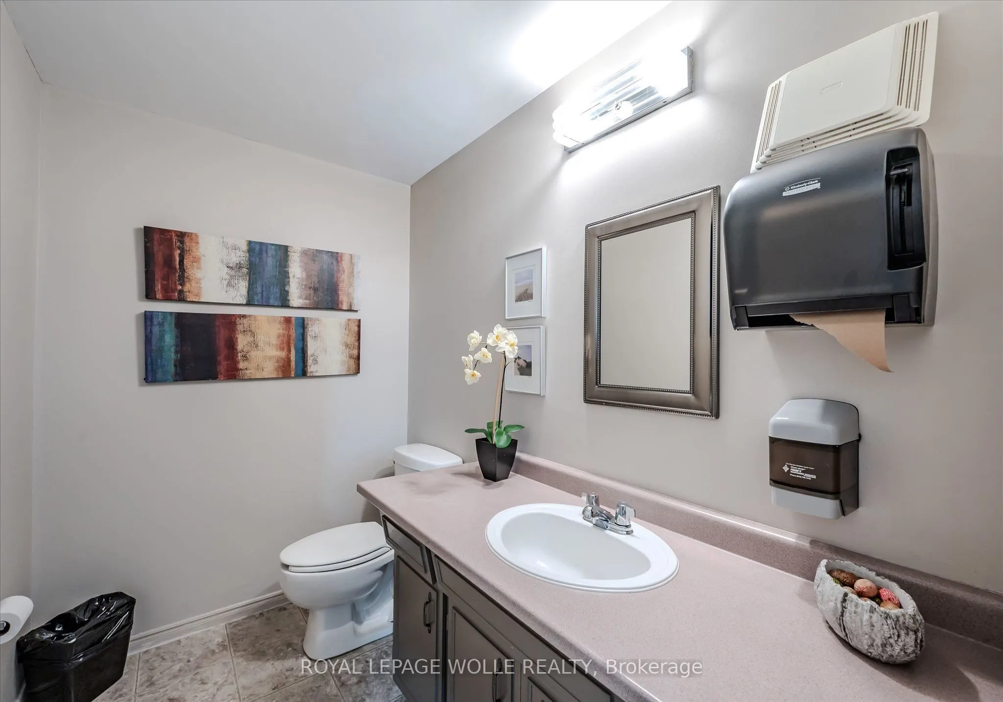 260 Sheldon Avenue N #PH2