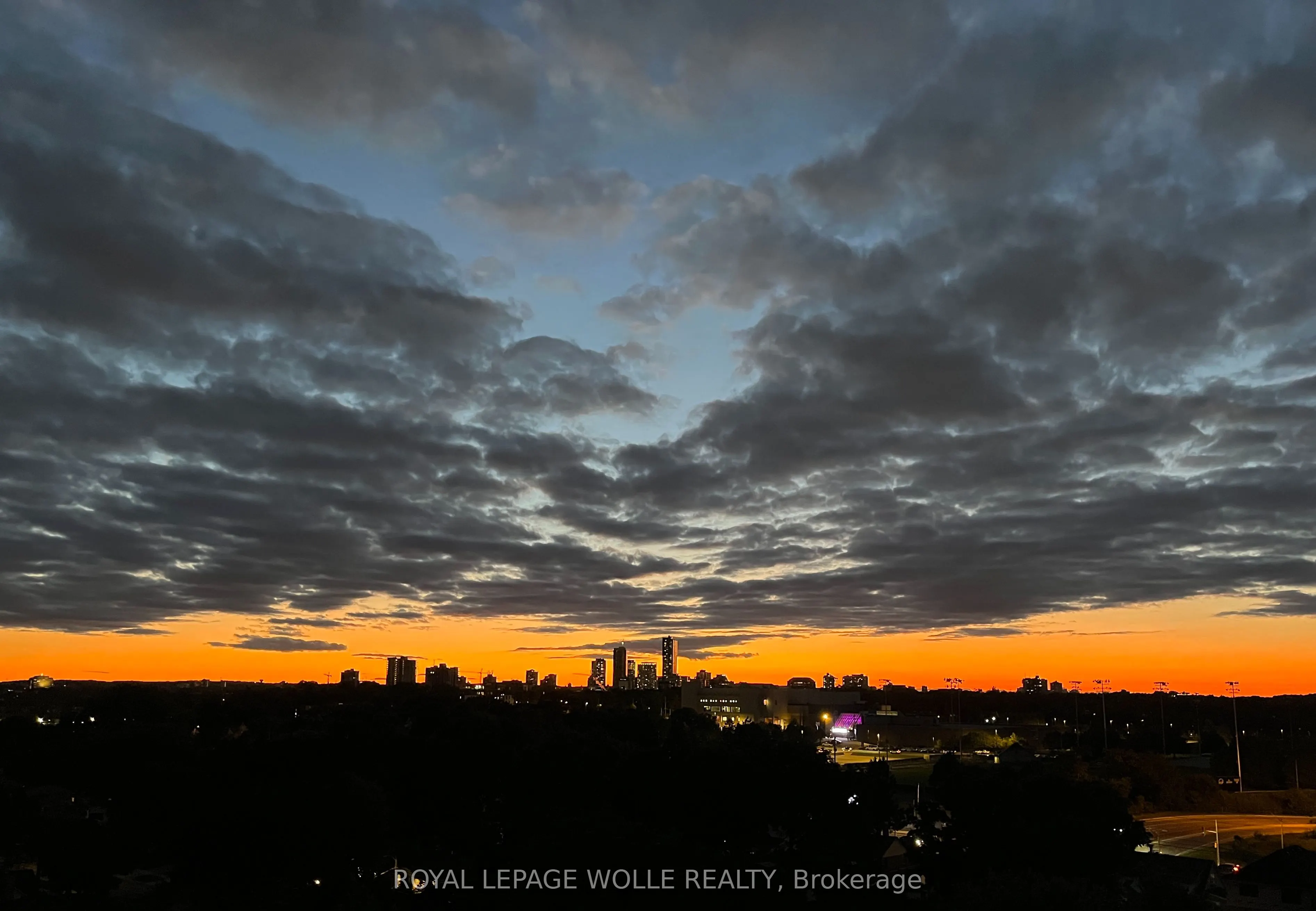 260 Sheldon Avenue N #PH2