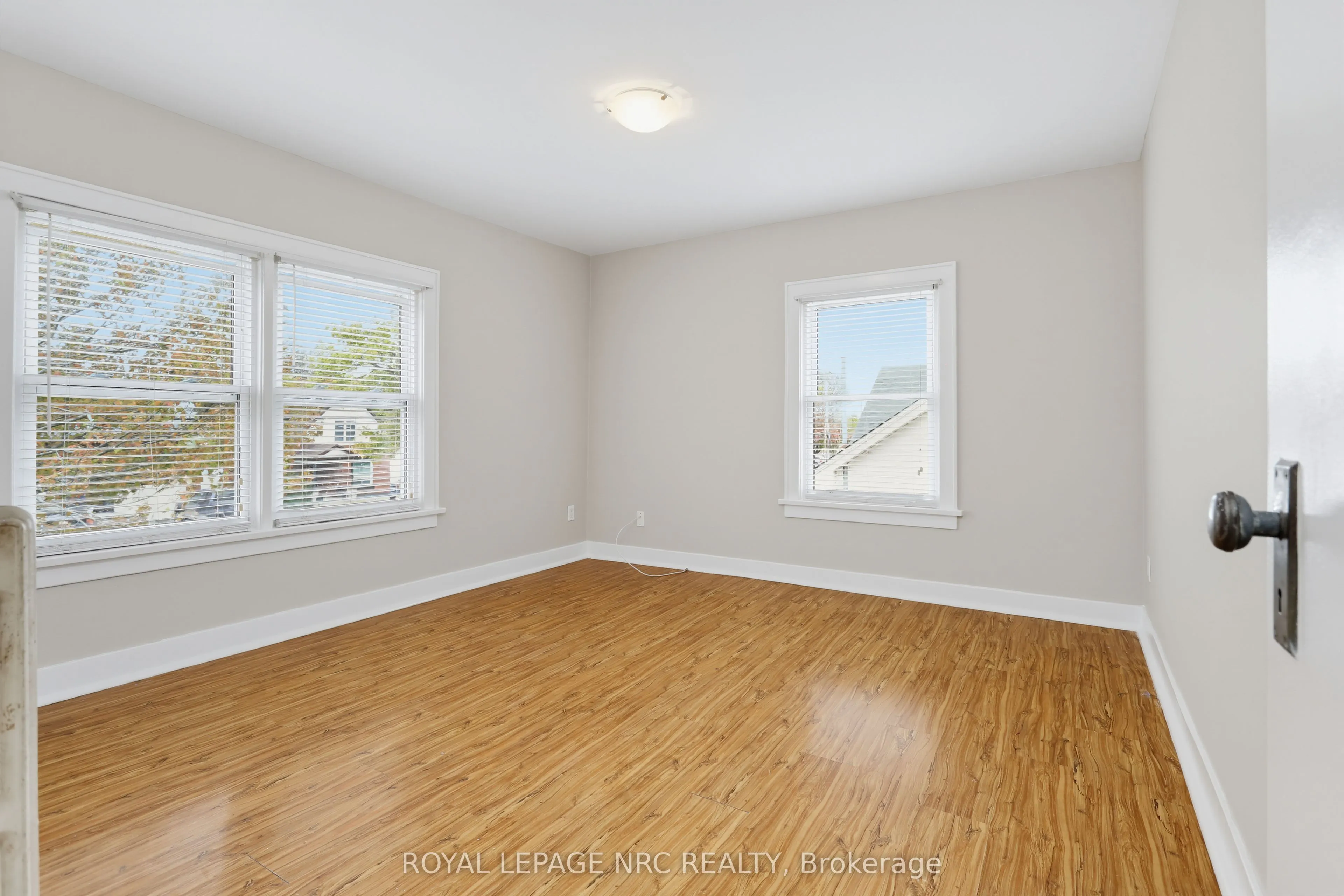536 Fielden Avenue