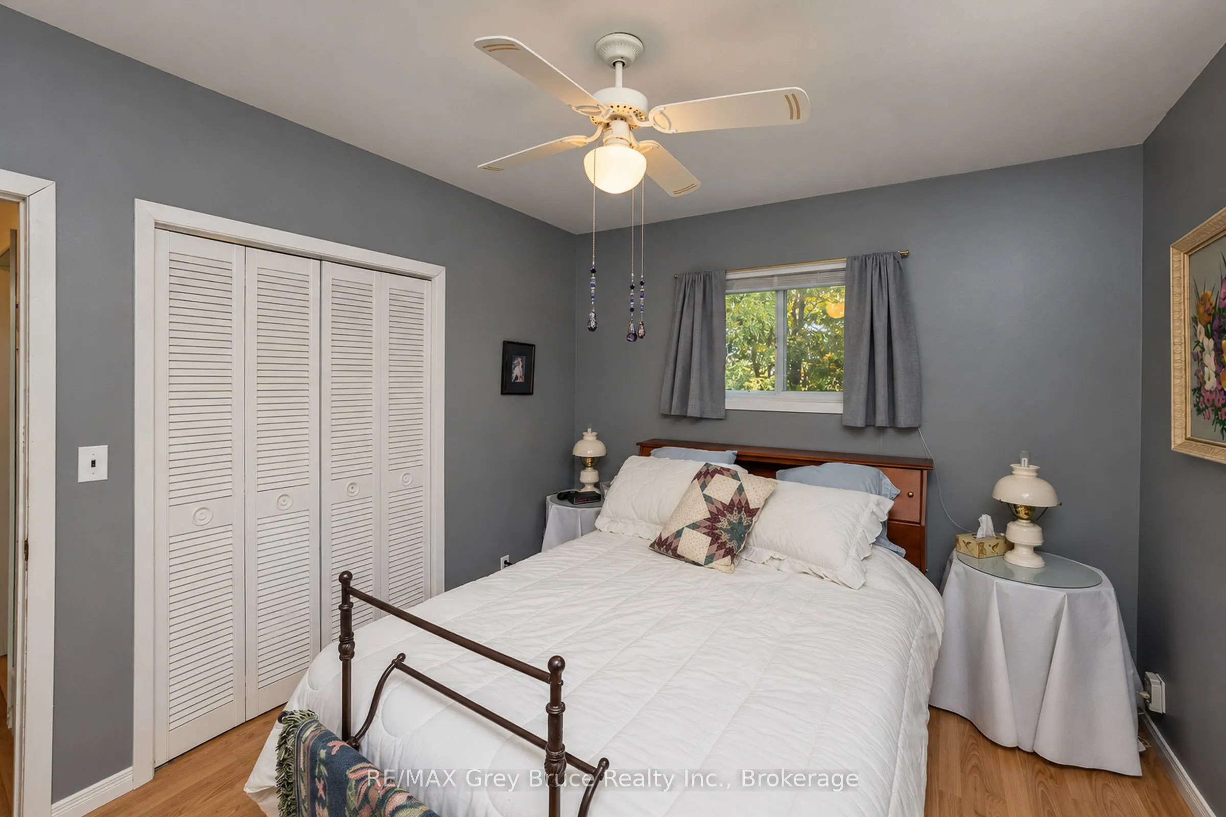 617 17th Street W