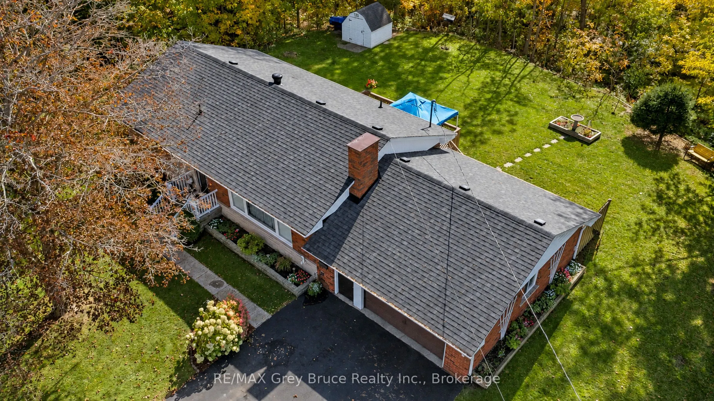 617 17th Street W