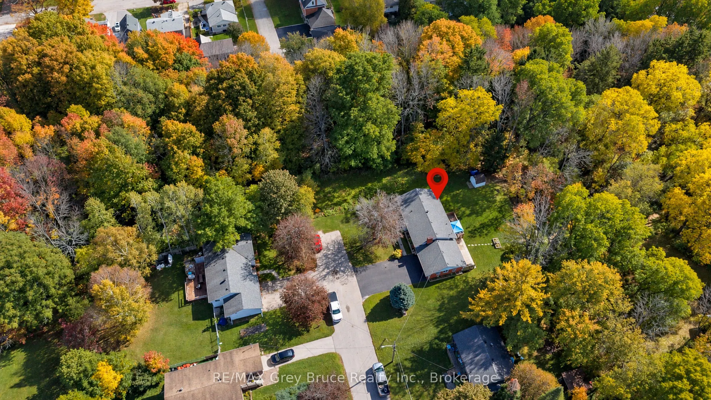 617 17th Street W