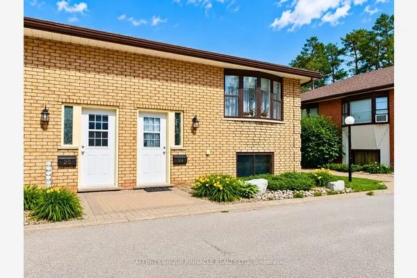 115 Mary Street W #24