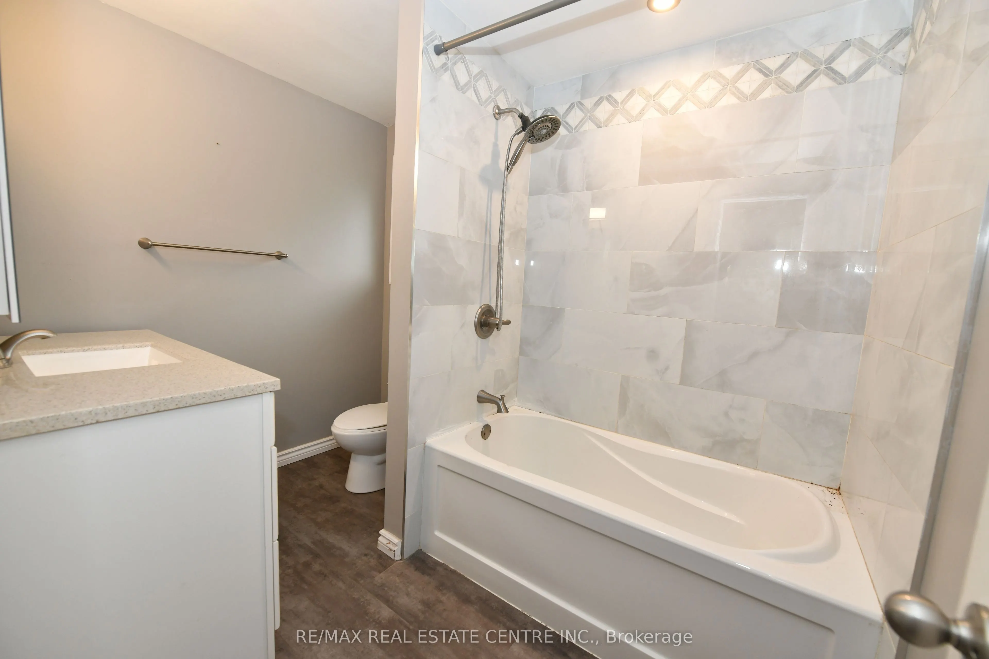 37 Ebury Crescent