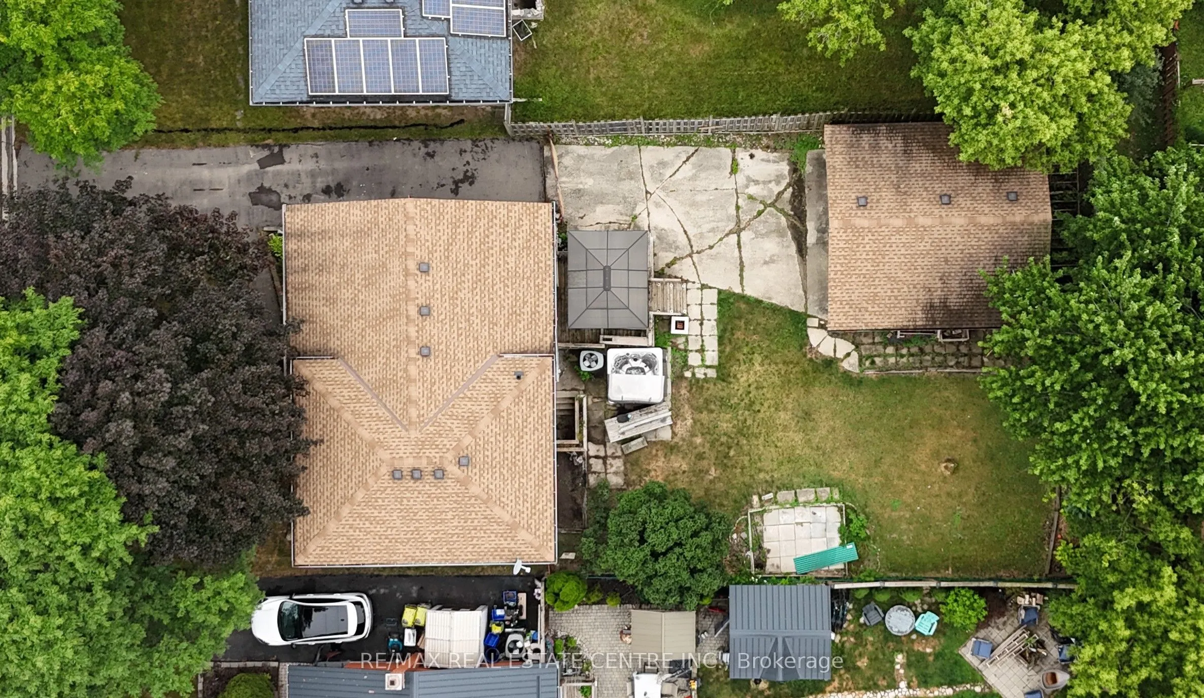 37 Ebury Crescent
