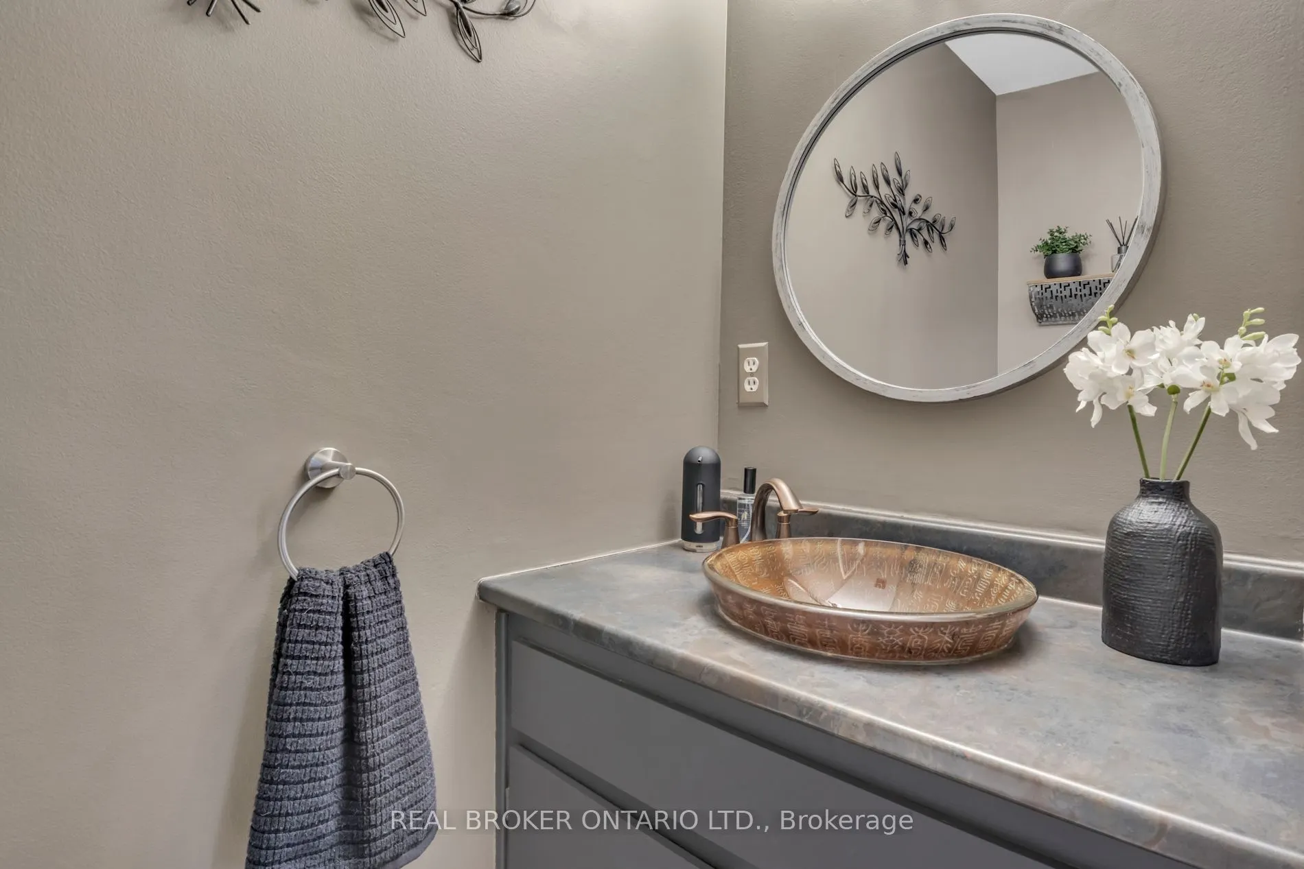 415 Morgan Avenue #15