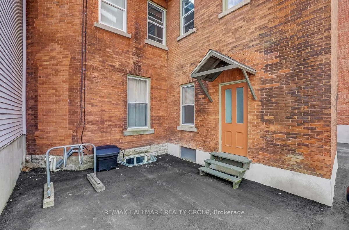 161-163 Gilmour Street