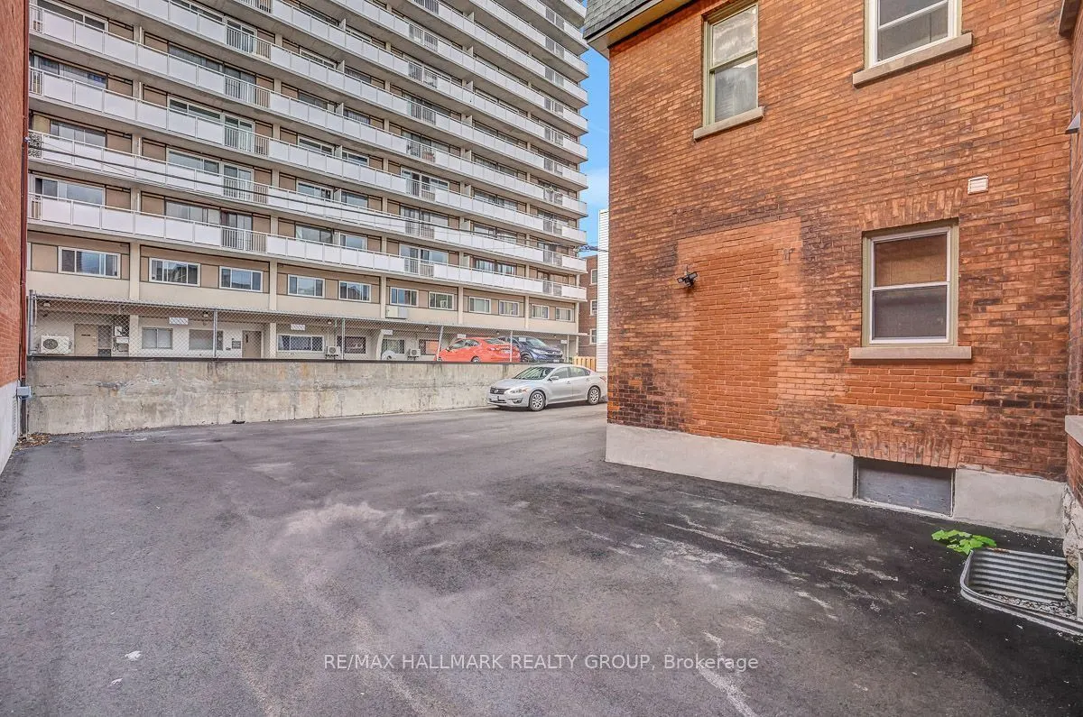 161-163 Gilmour Street