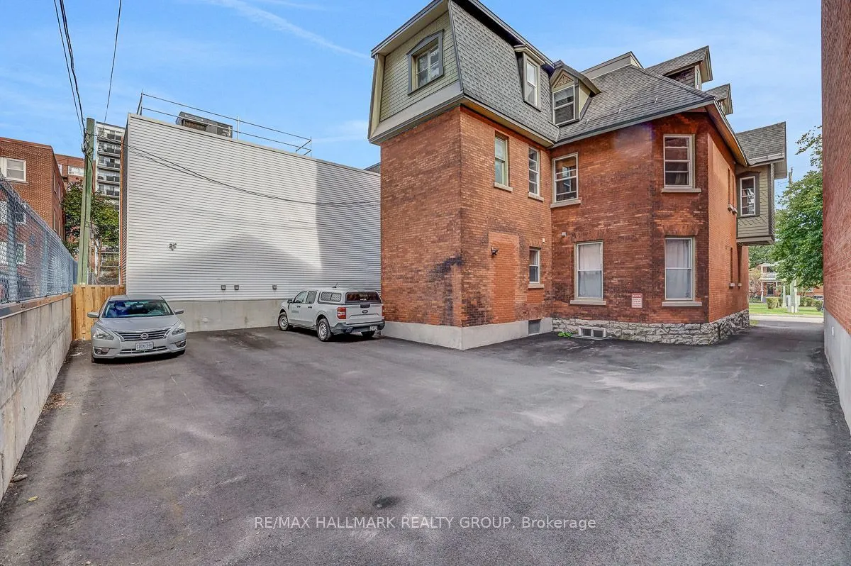 161-163 Gilmour Street