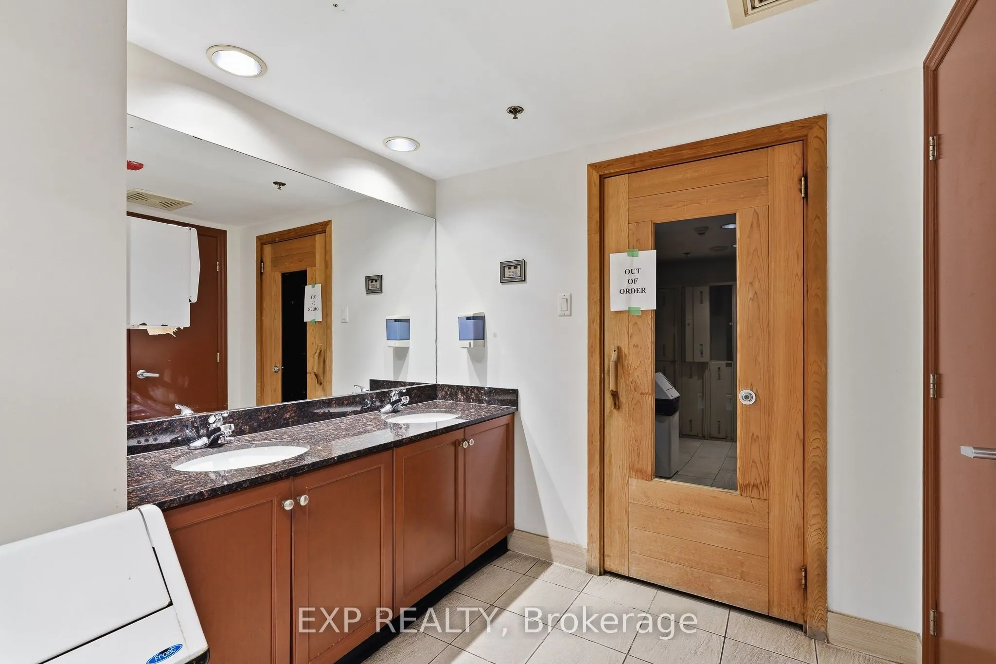 234 Rideau Street #304
