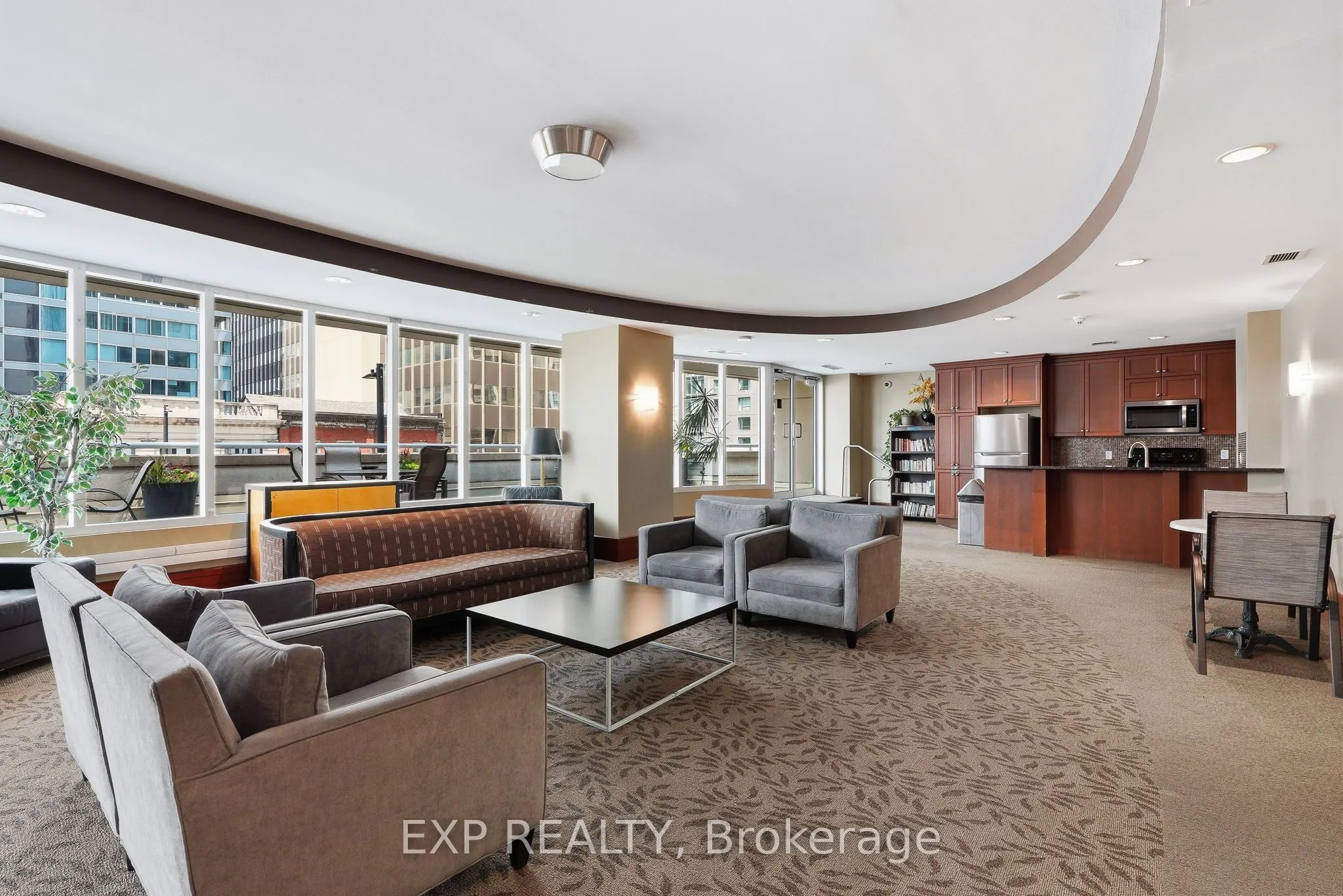 234 Rideau Street #304