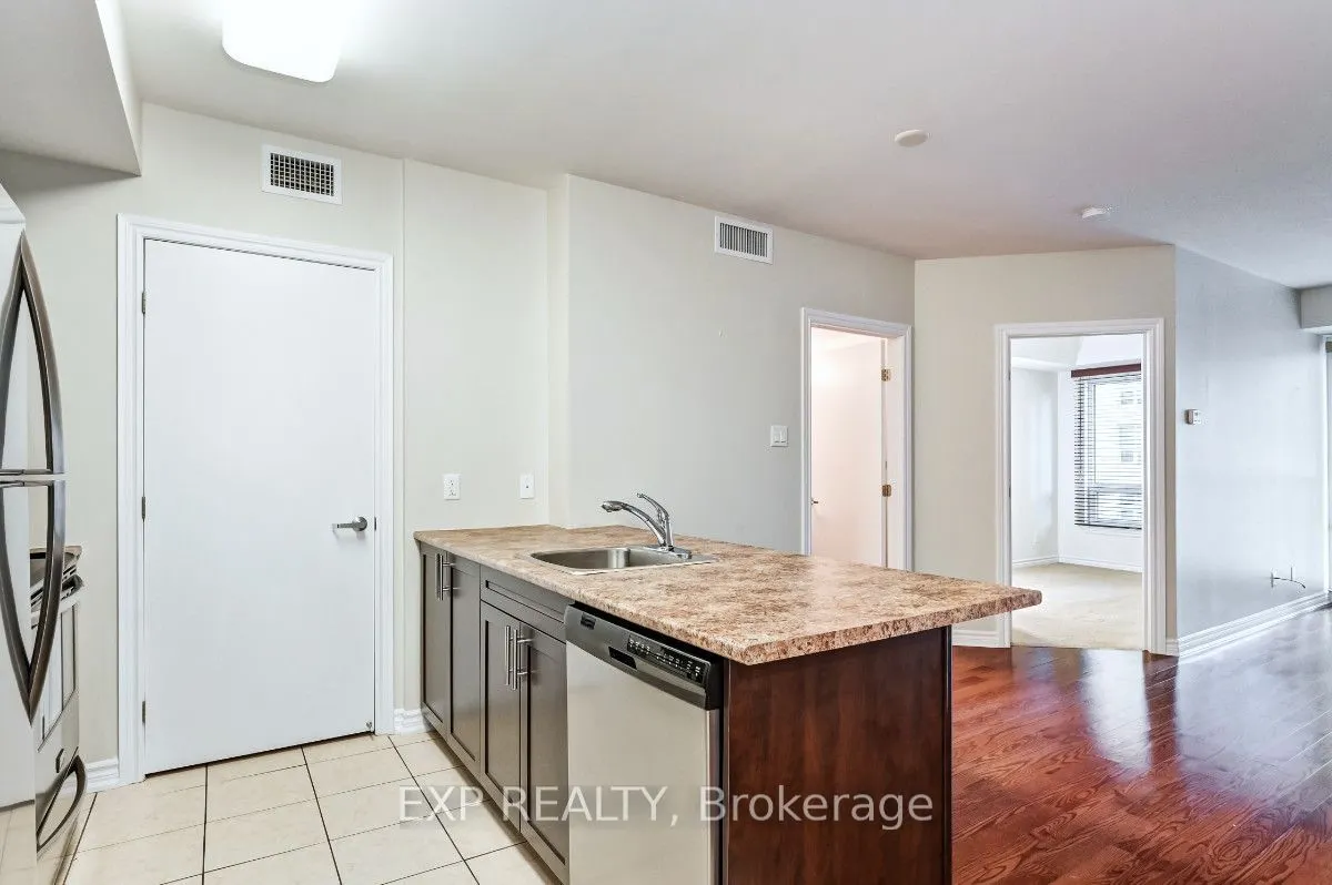 234 Rideau Street #304