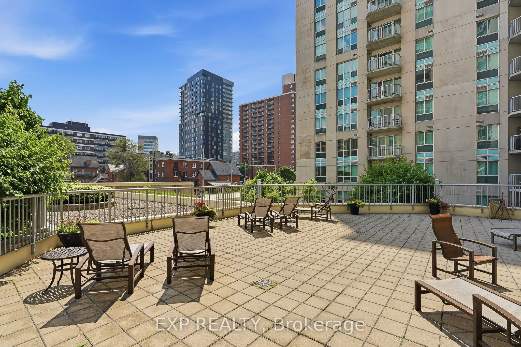 234 Rideau Street #304