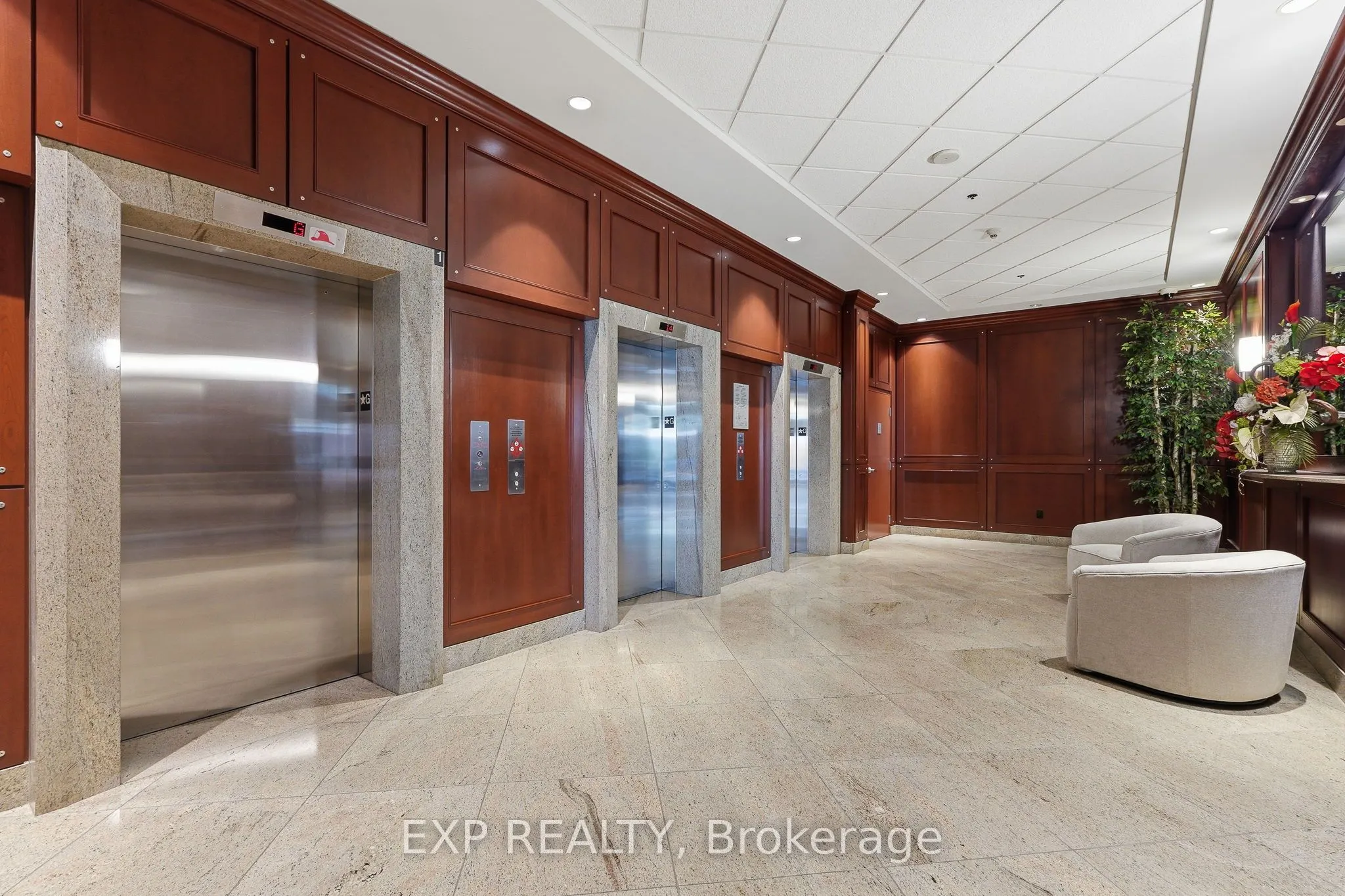 234 Rideau Street #304