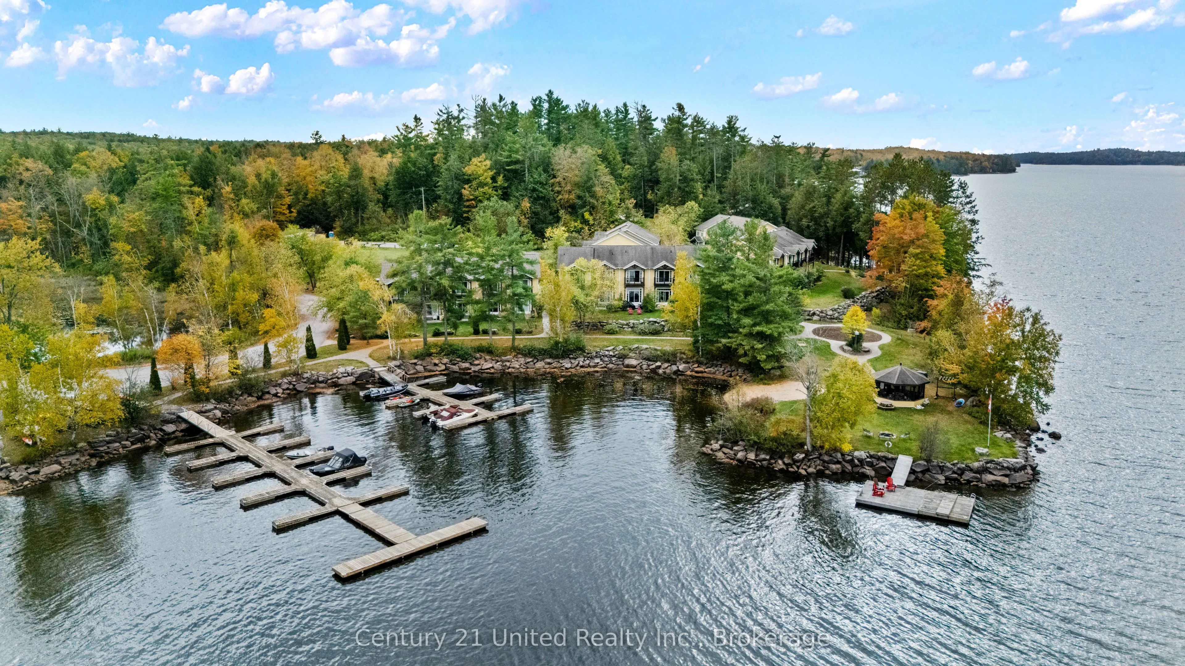 1579 Anstruther Lake Road #18