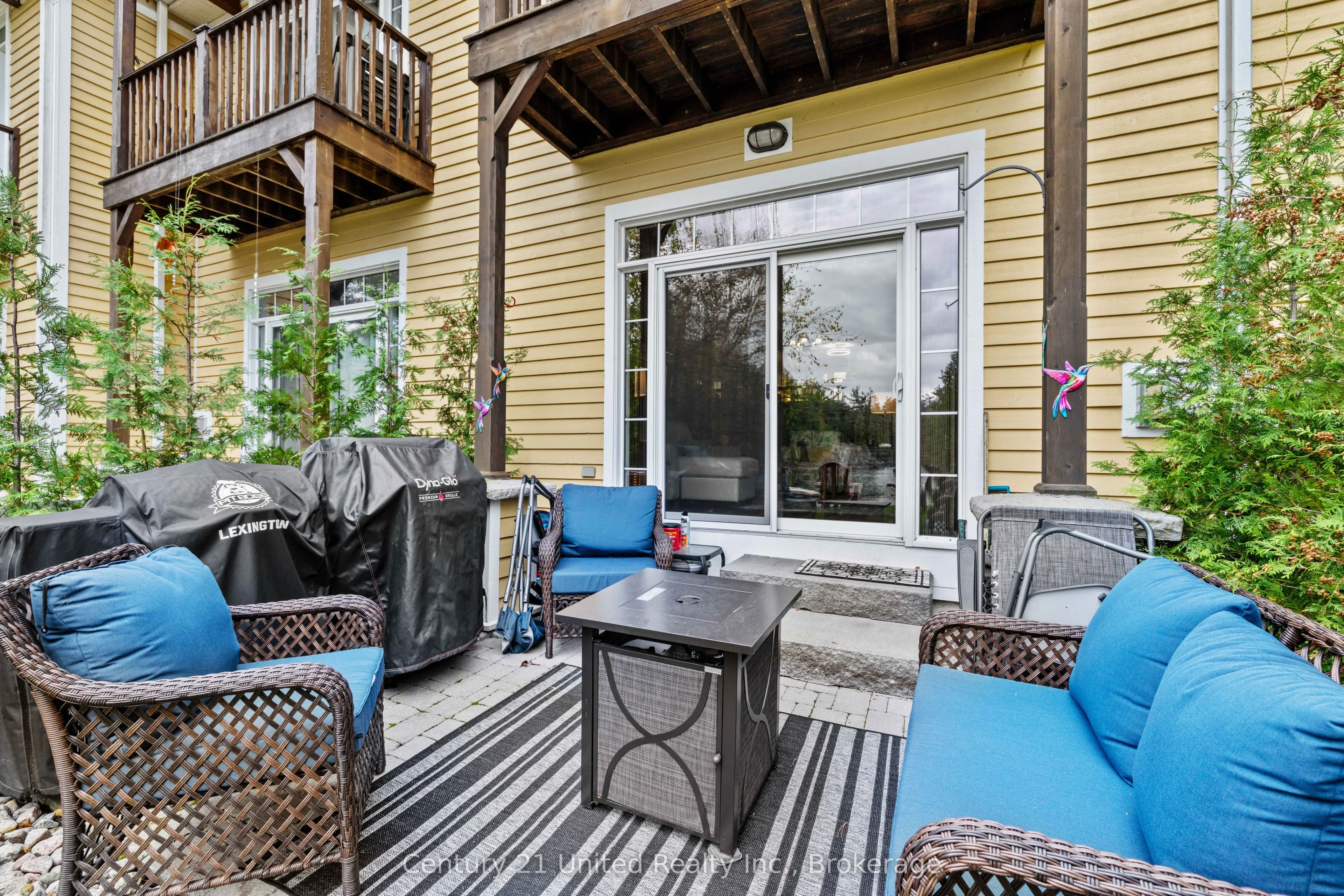 1579 Anstruther Lake Road #18
