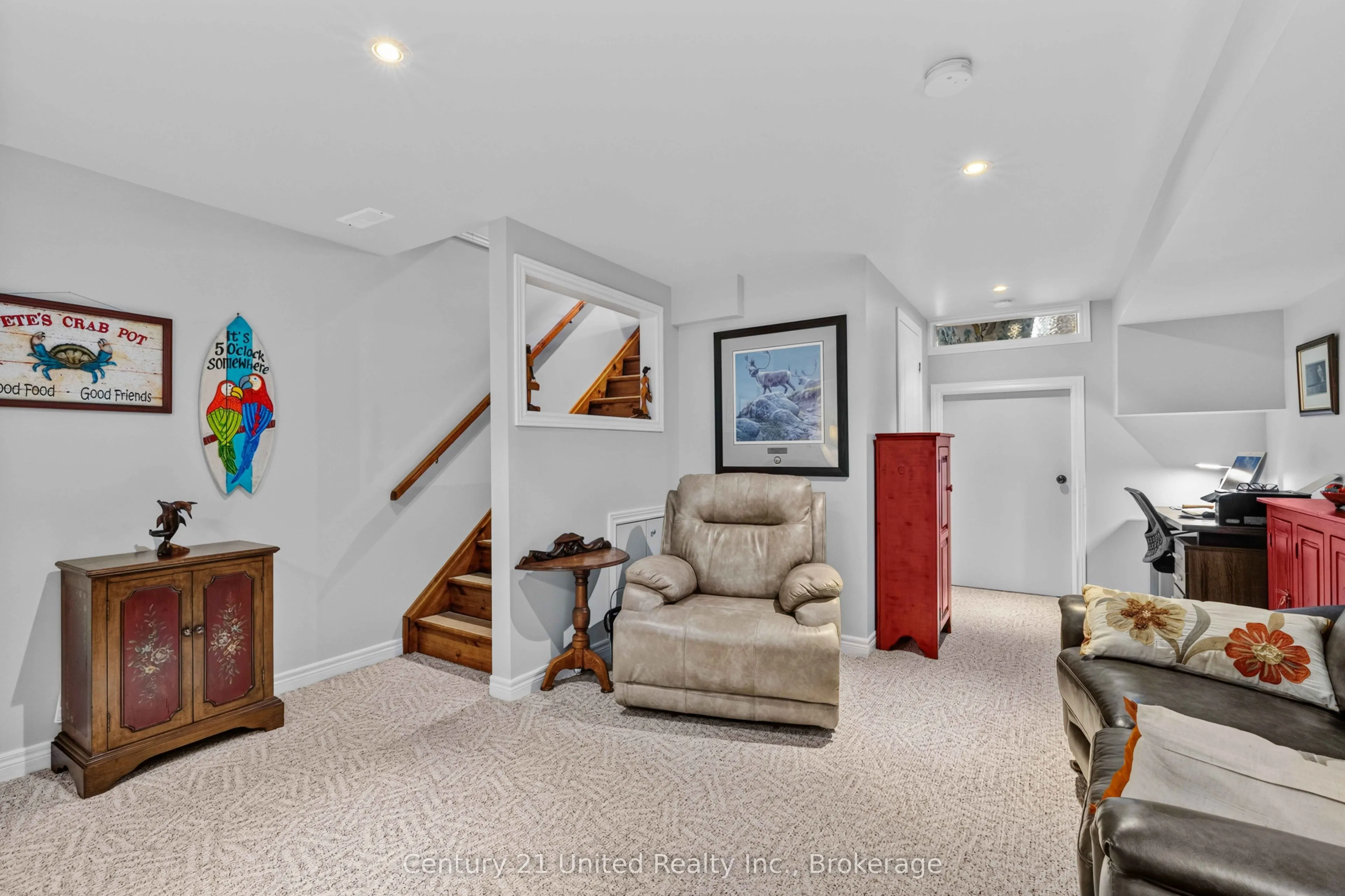 1579 Anstruther Lake Road #18