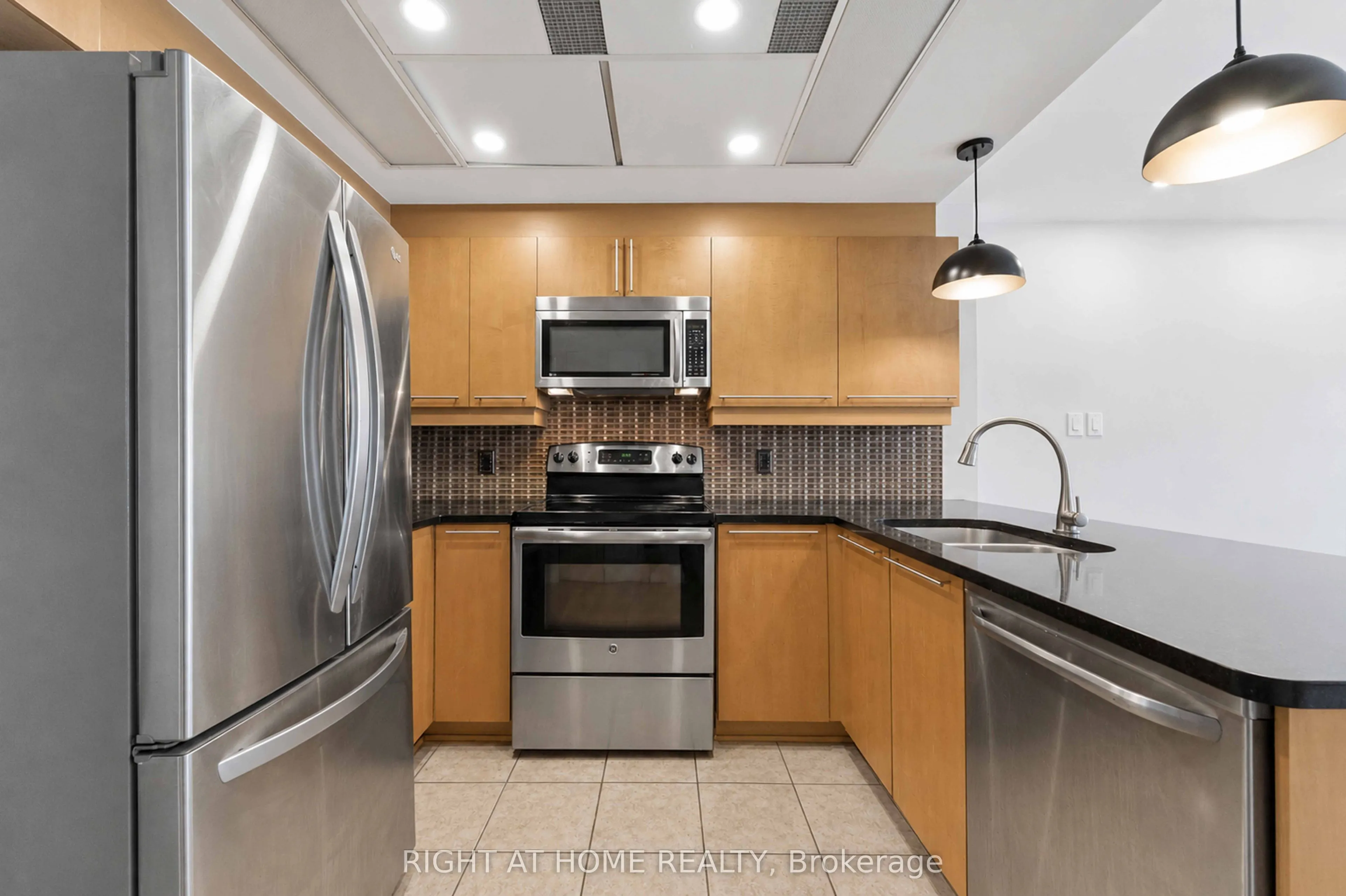 134 York Street #1009