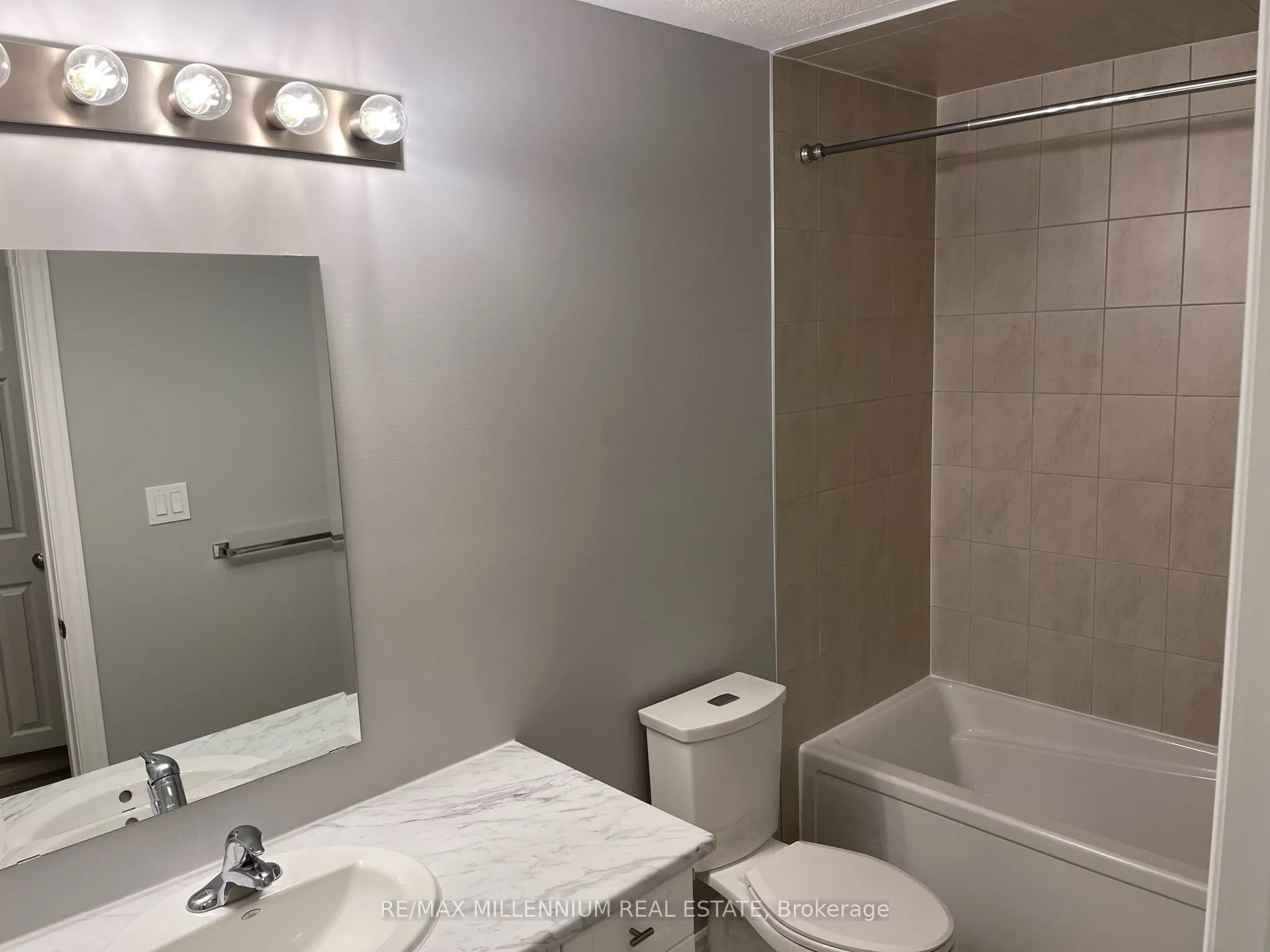 116 Wheat Lane N #53