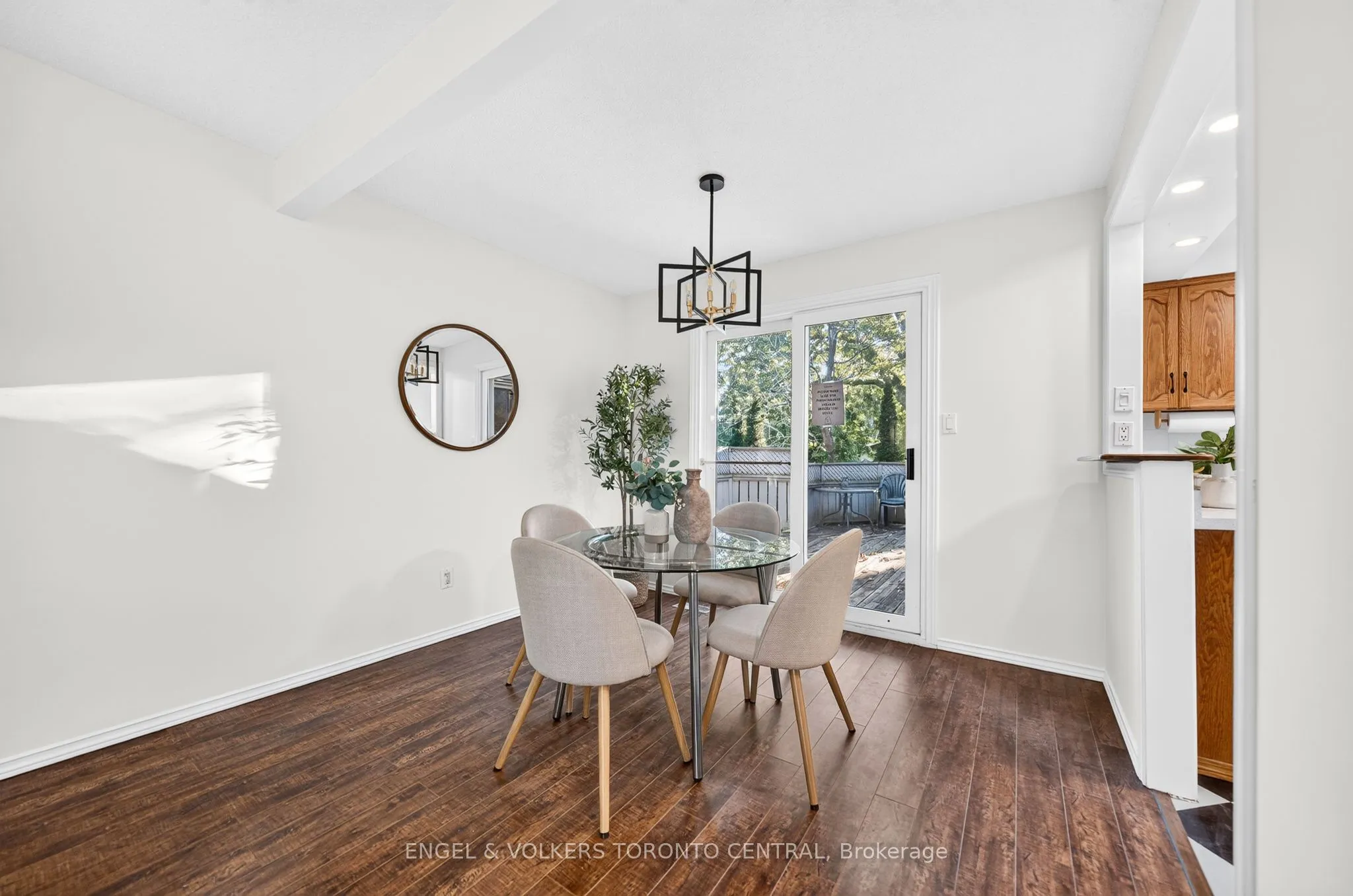 31 Mulberry Lane