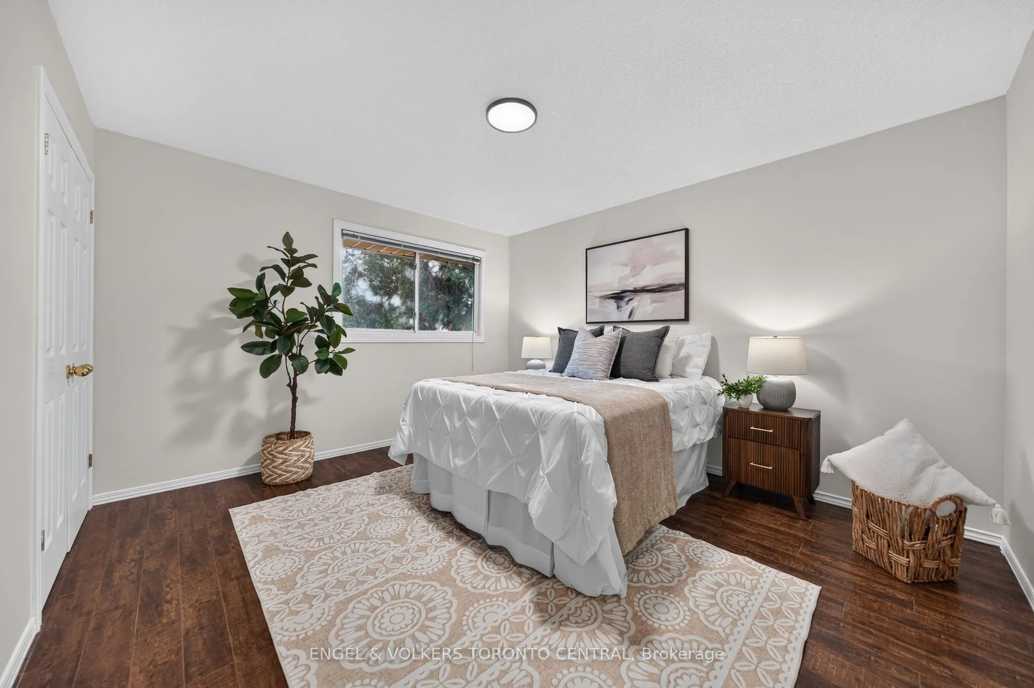 31 Mulberry Lane