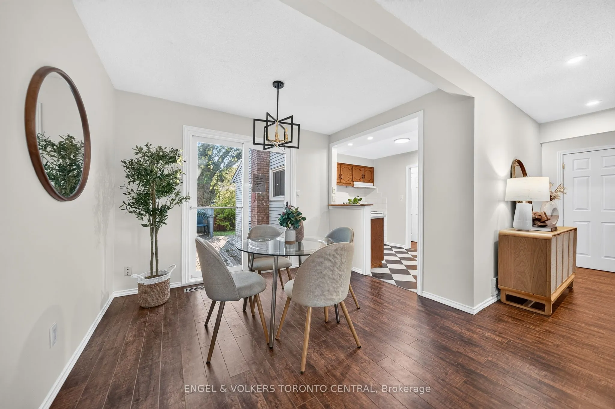 31 Mulberry Lane