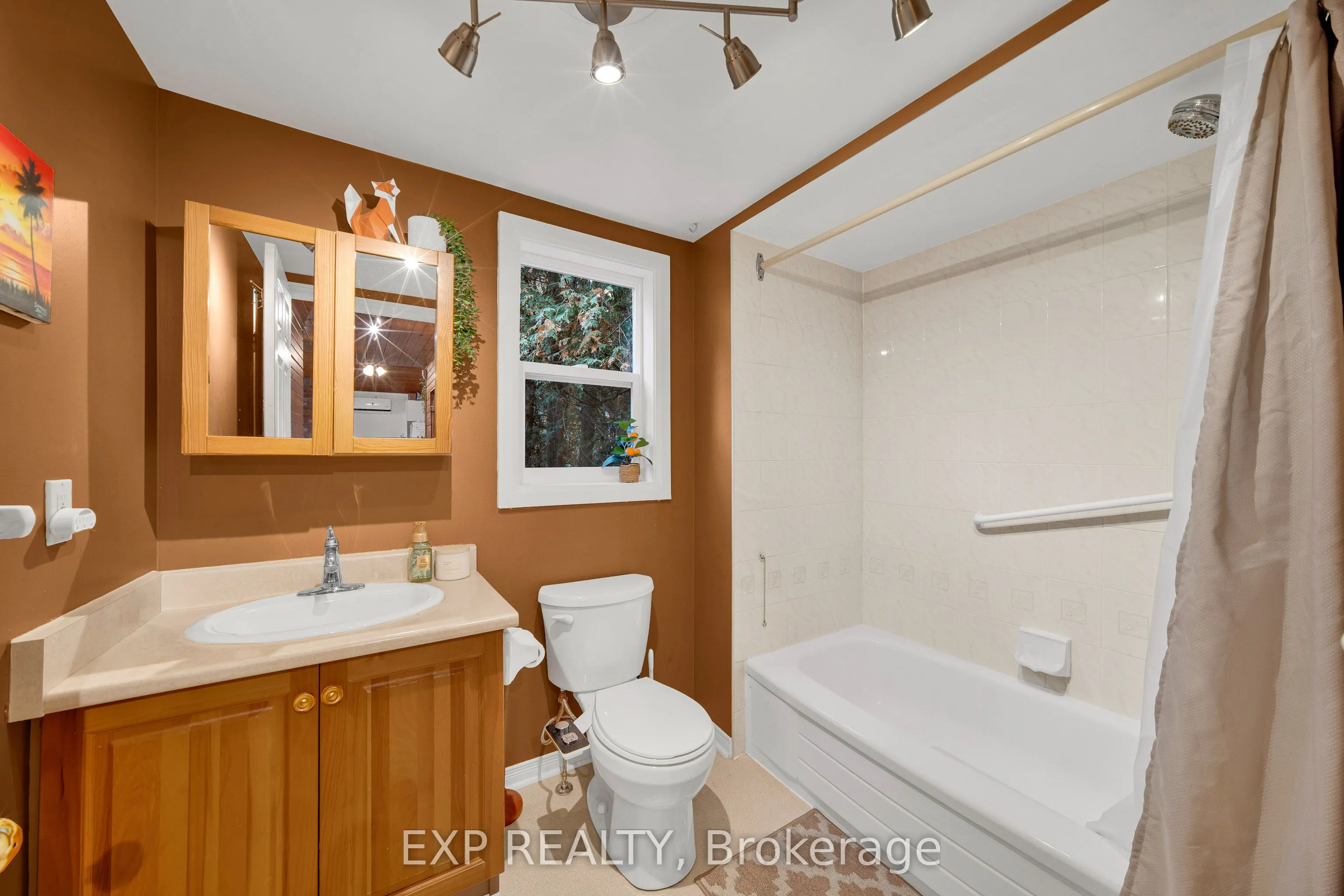 4664 Northwoods Drive