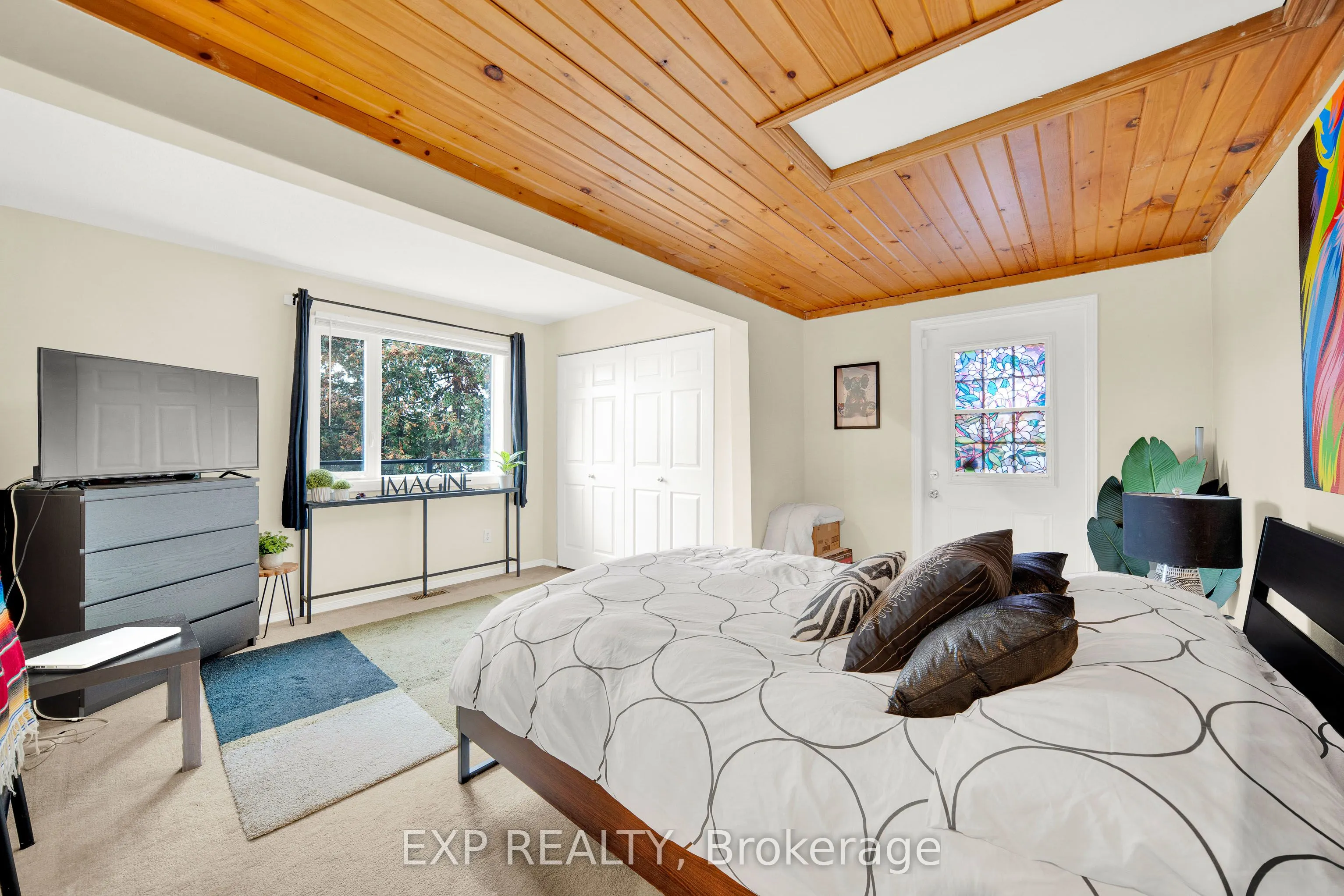 4664 Northwoods Drive