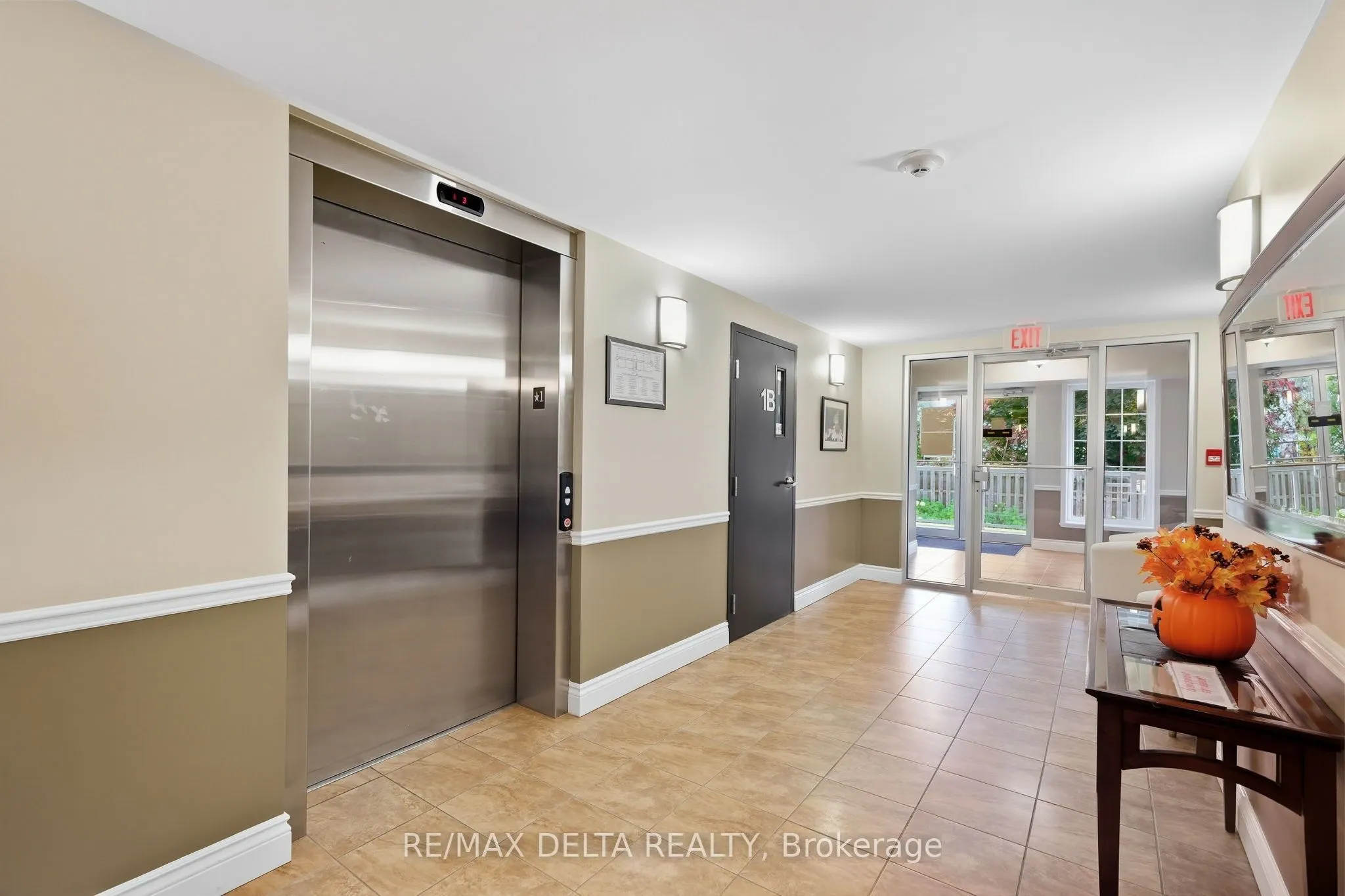 2360 Albert Street #303