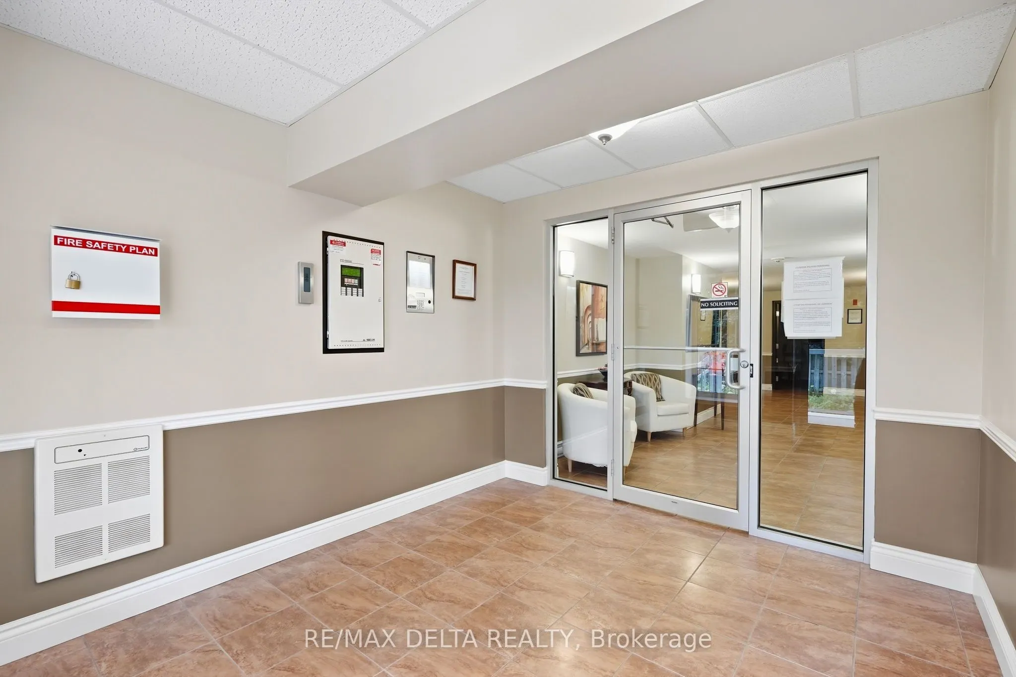 2360 Albert Street #303