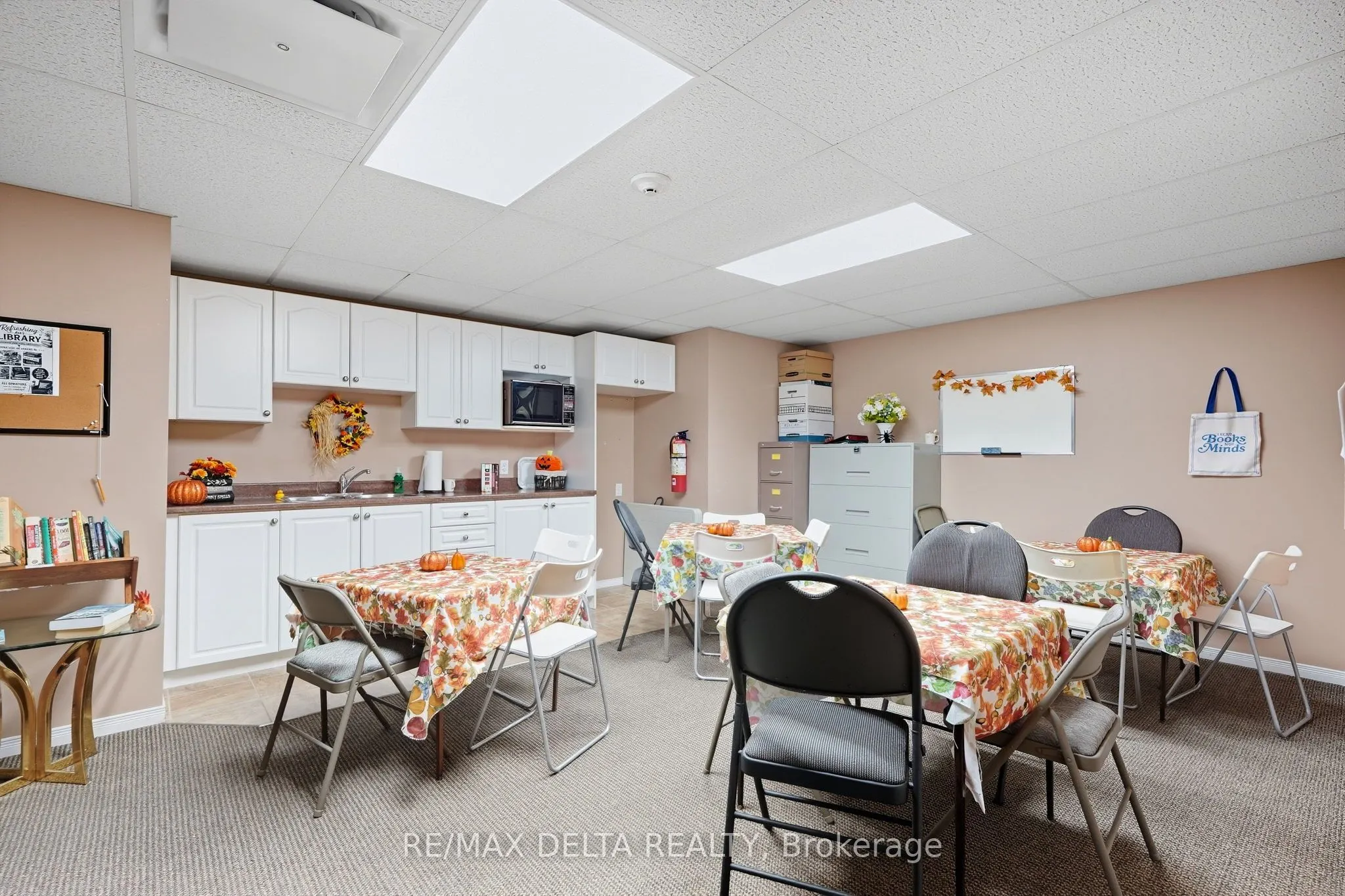 2360 Albert Street #303