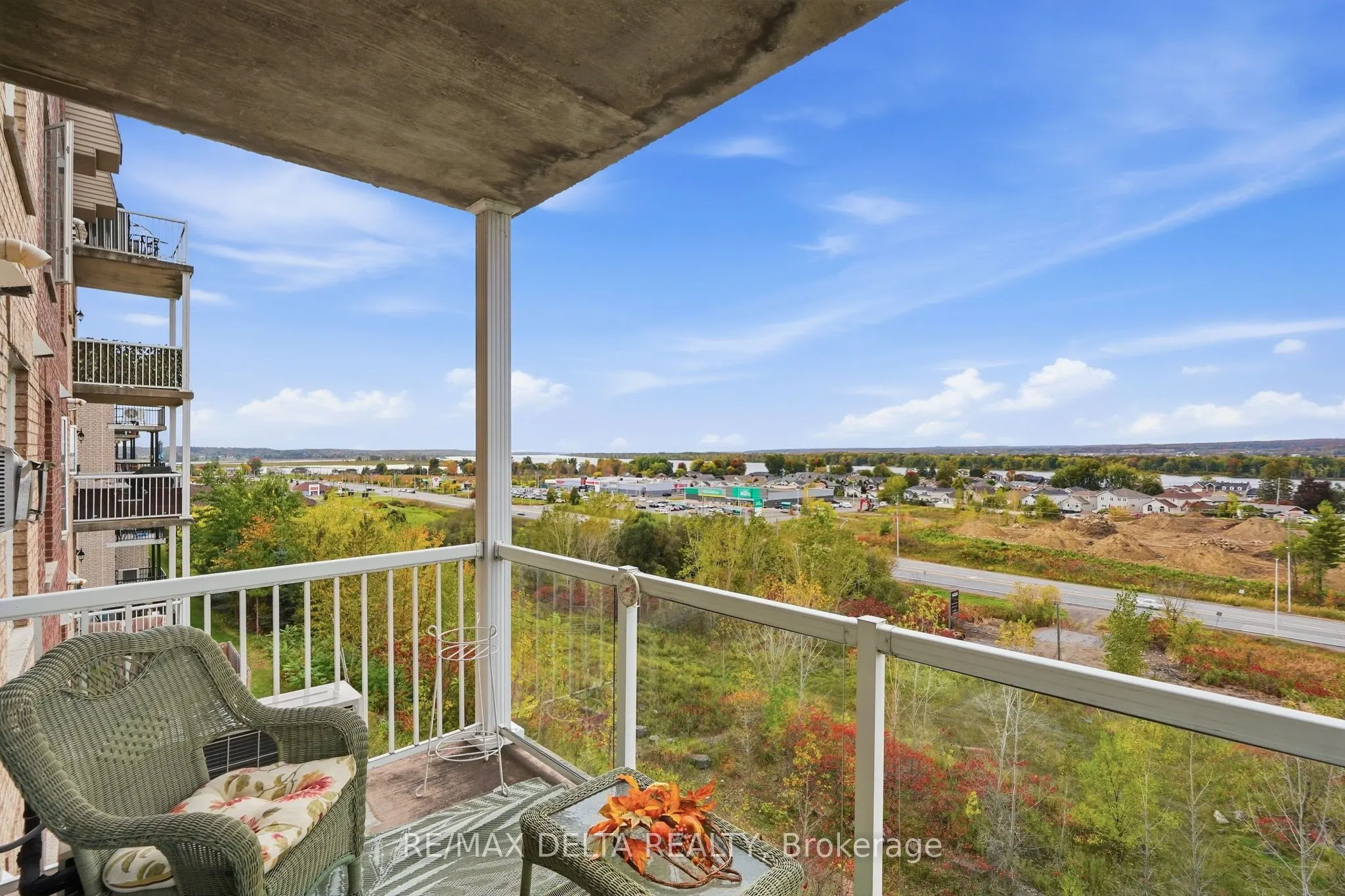 2360 Albert Street #303