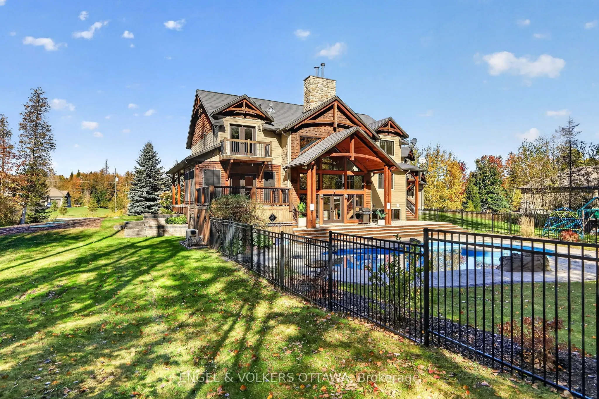 328 Silent Wood Grove