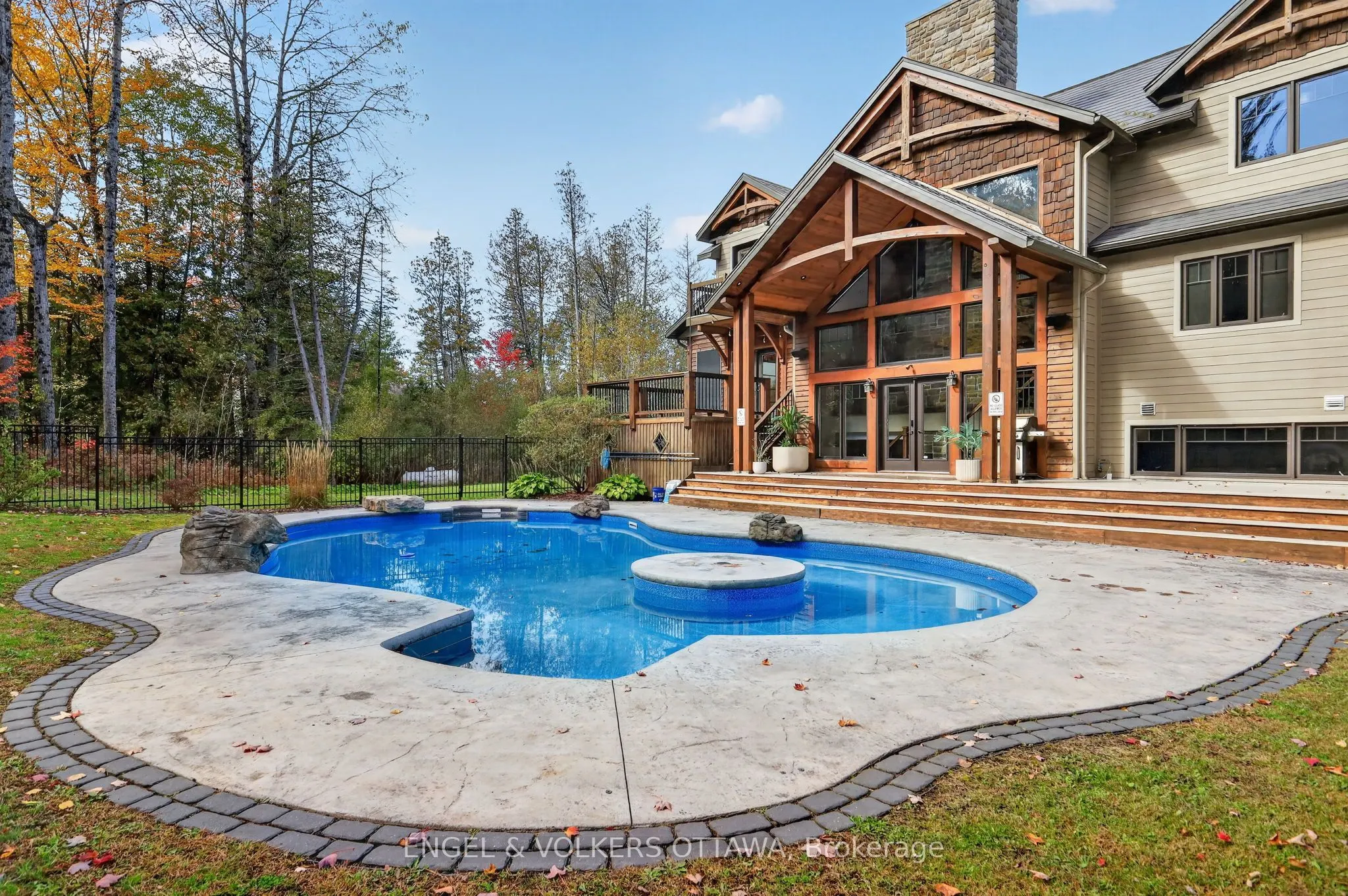 328 Silent Wood Grove