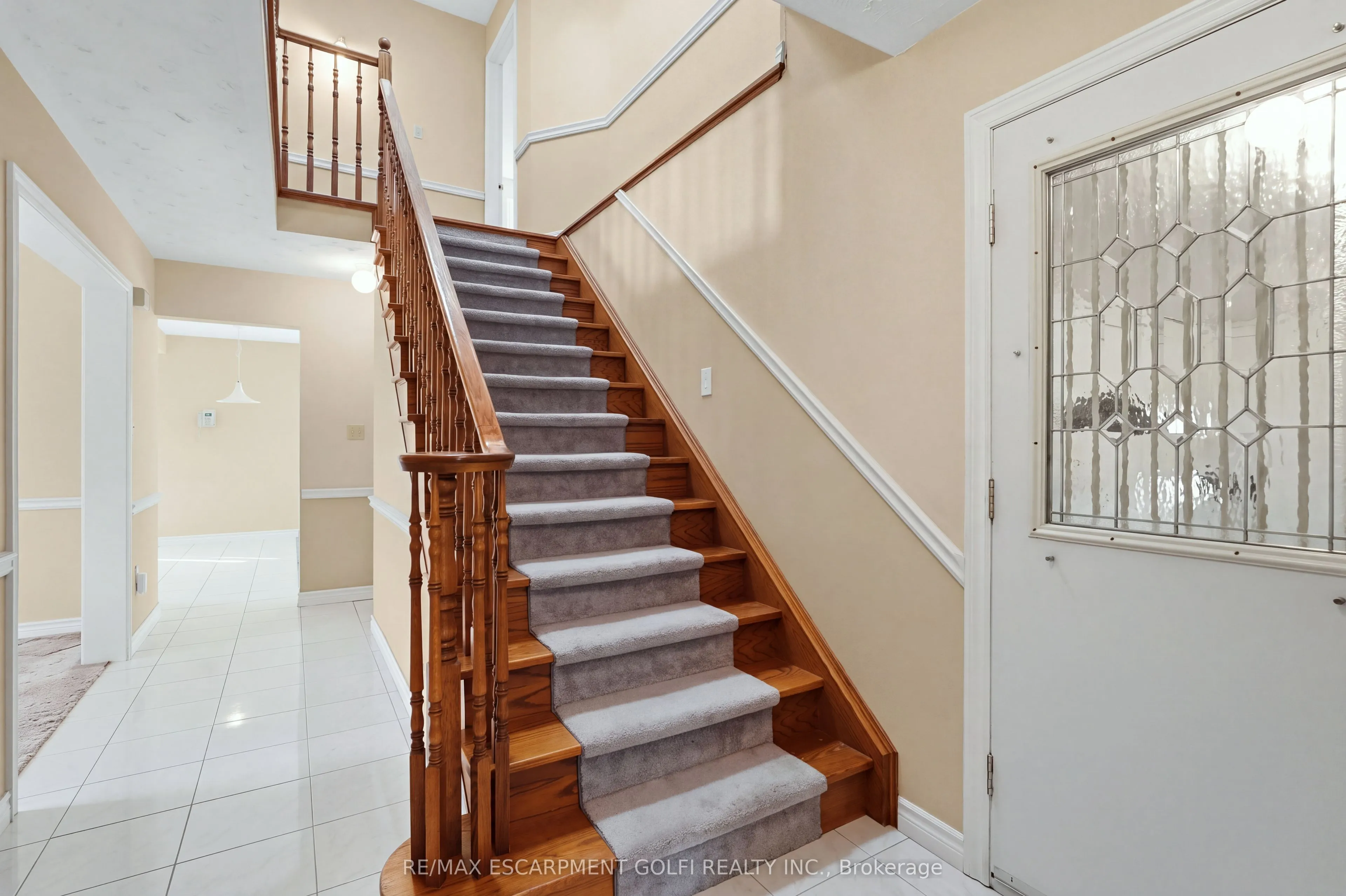 106 Como Place