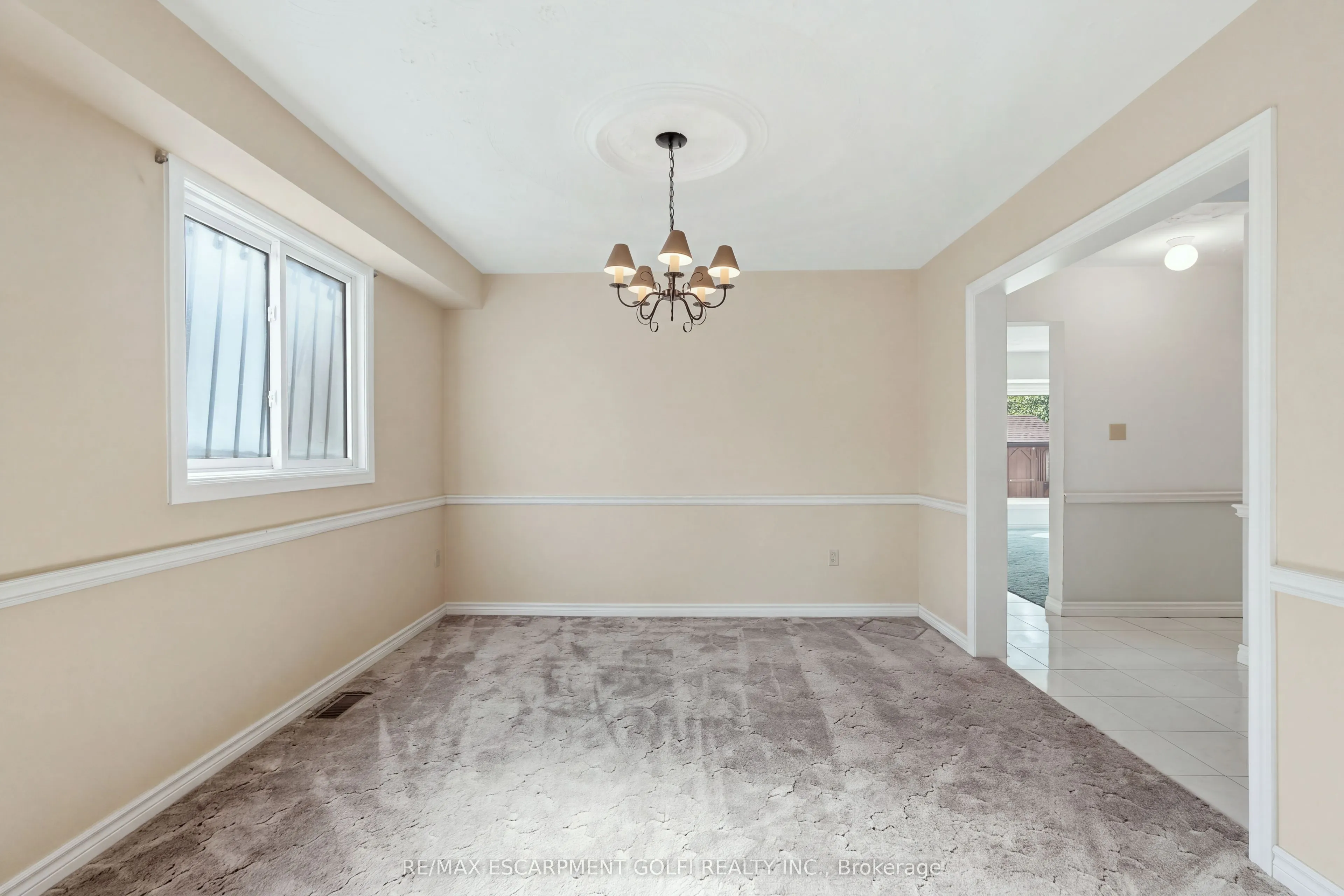 106 Como Place