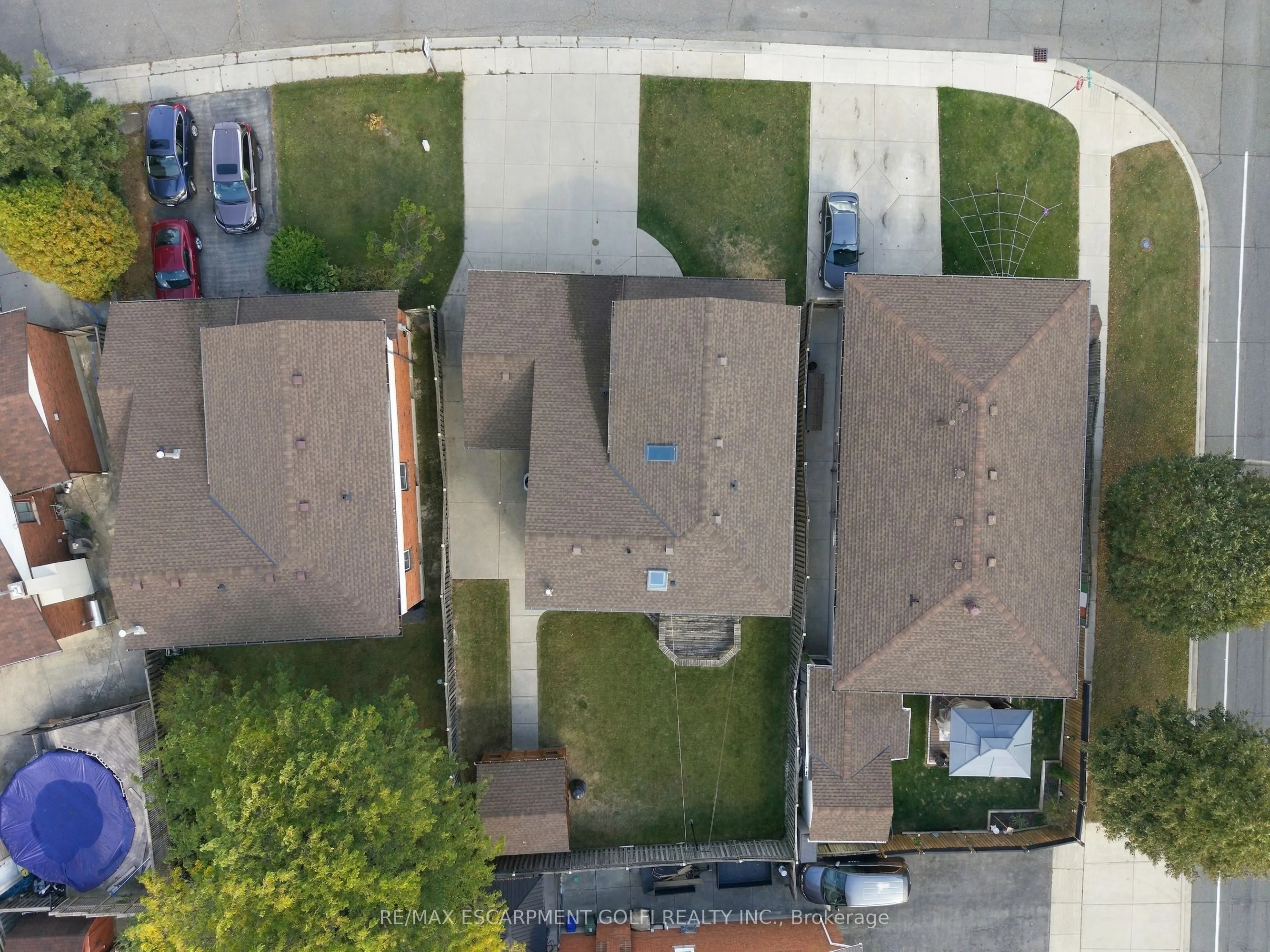 106 Como Place