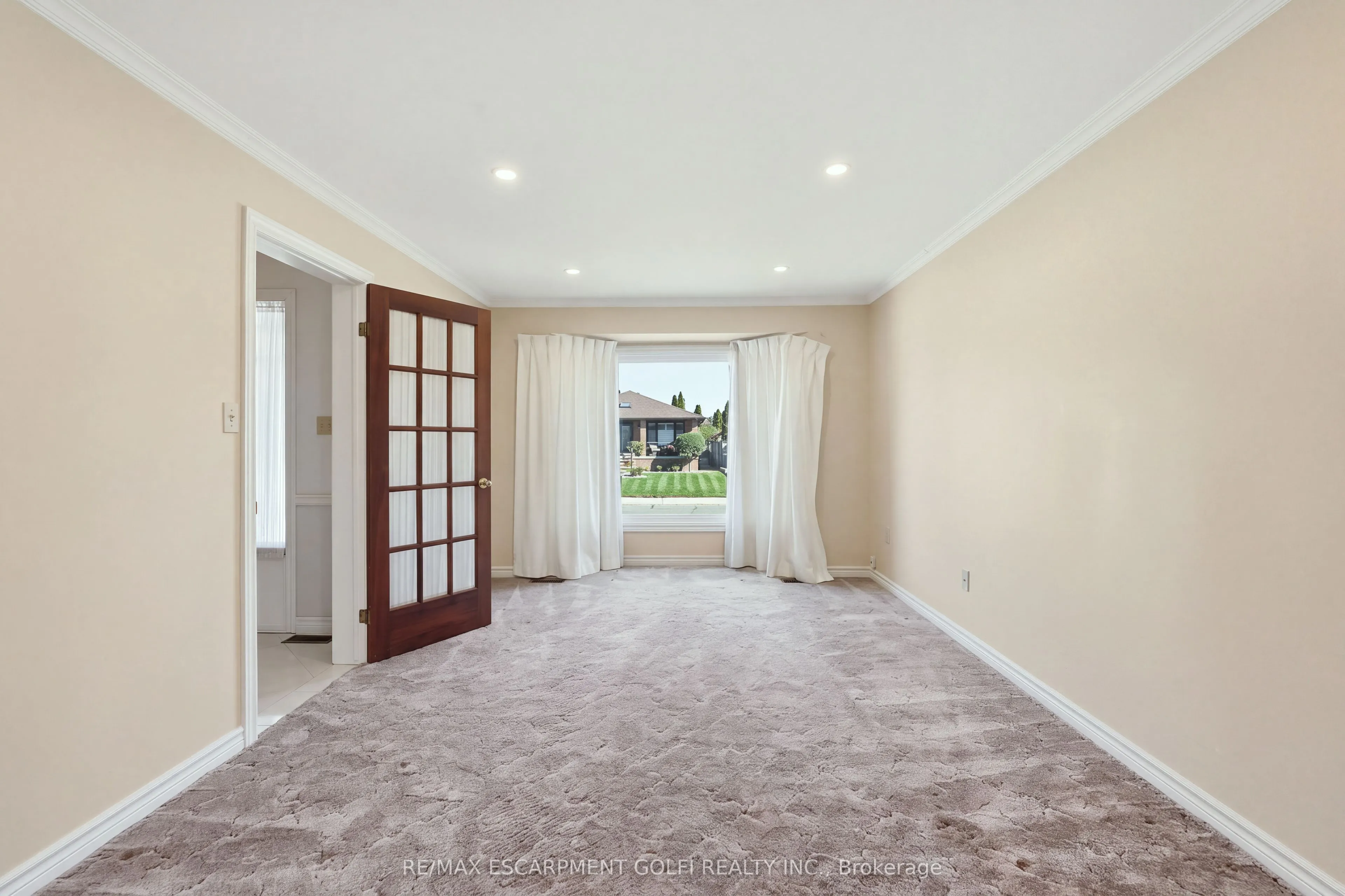 106 Como Place