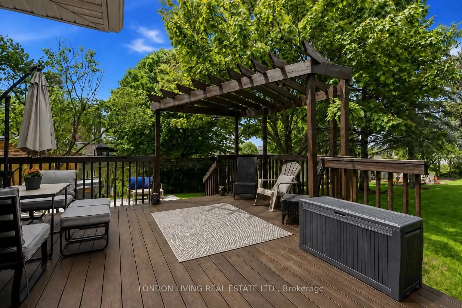 7006 Diane Crescent