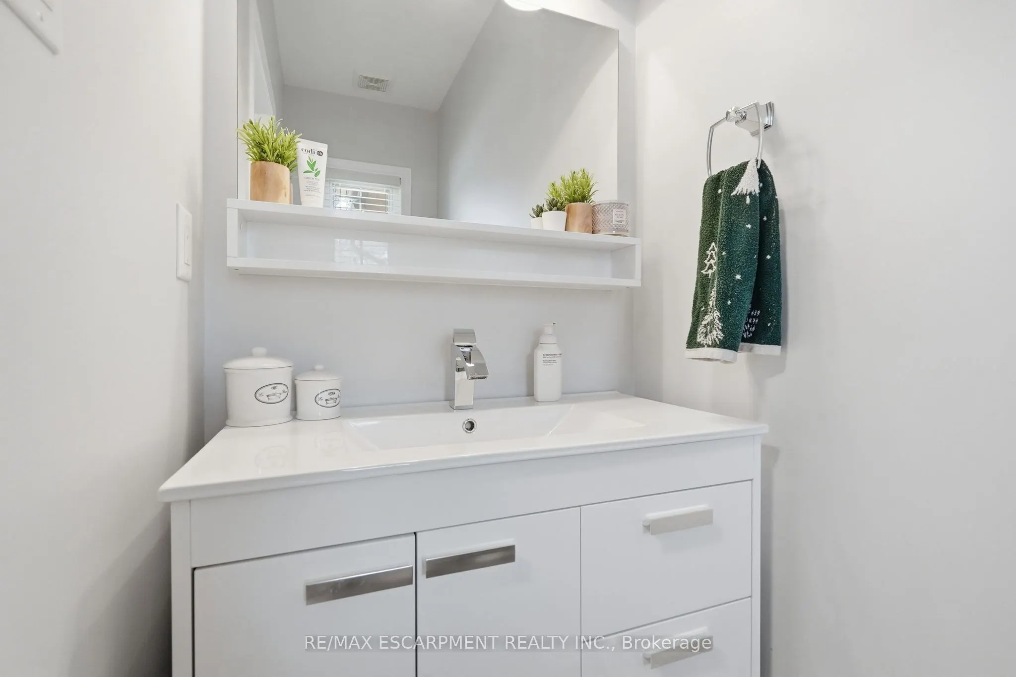 39 PANABAKER Drive #12